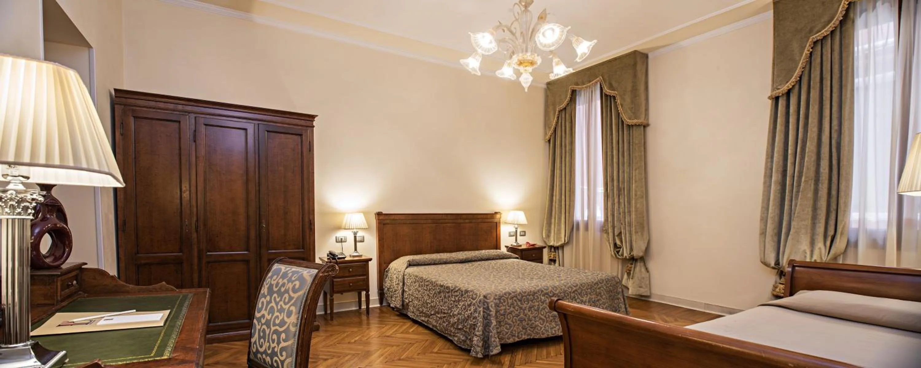 Comfort Quadruple Room in Hotel Dell'Opera