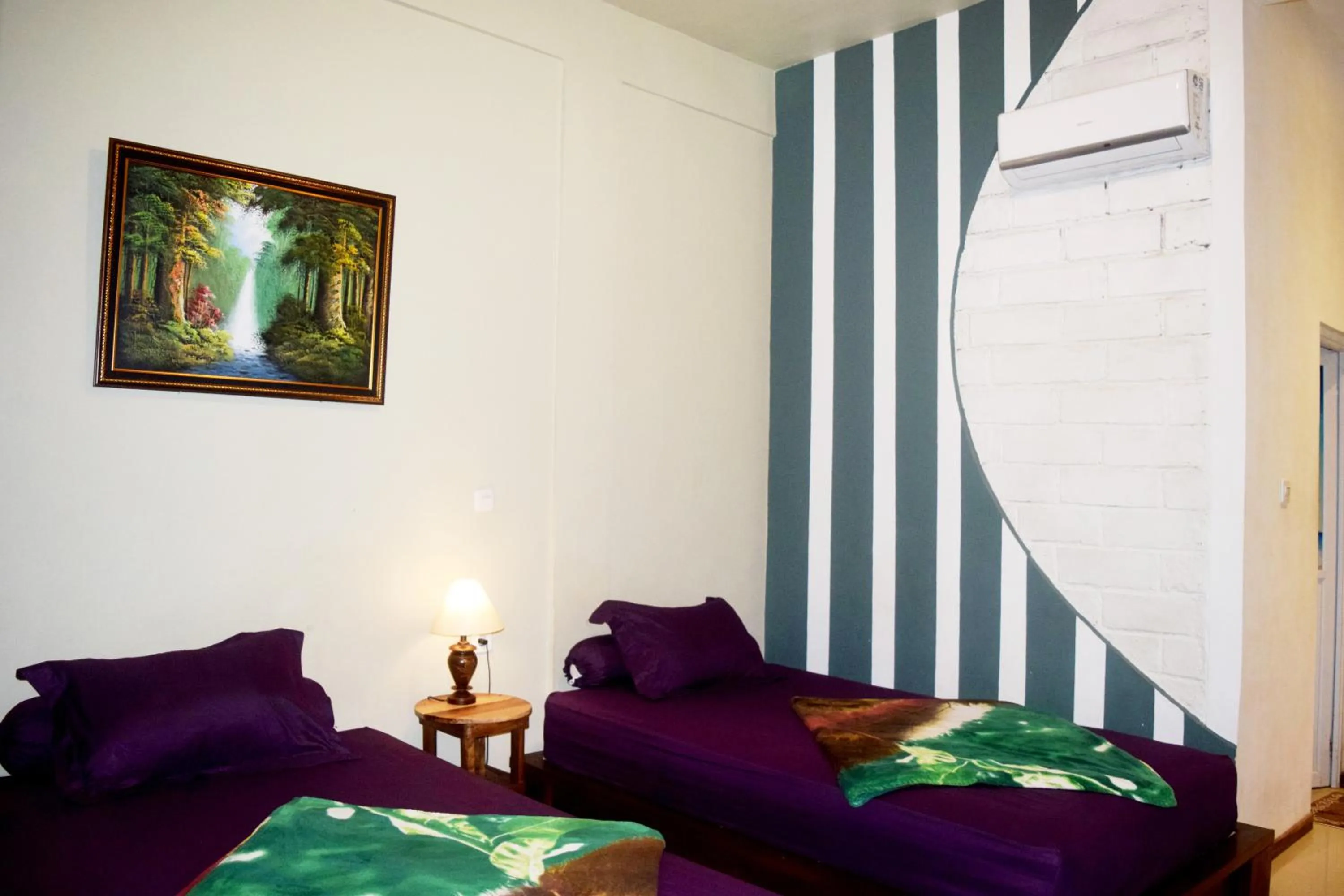 Superior Twin Room in Panda Cottage