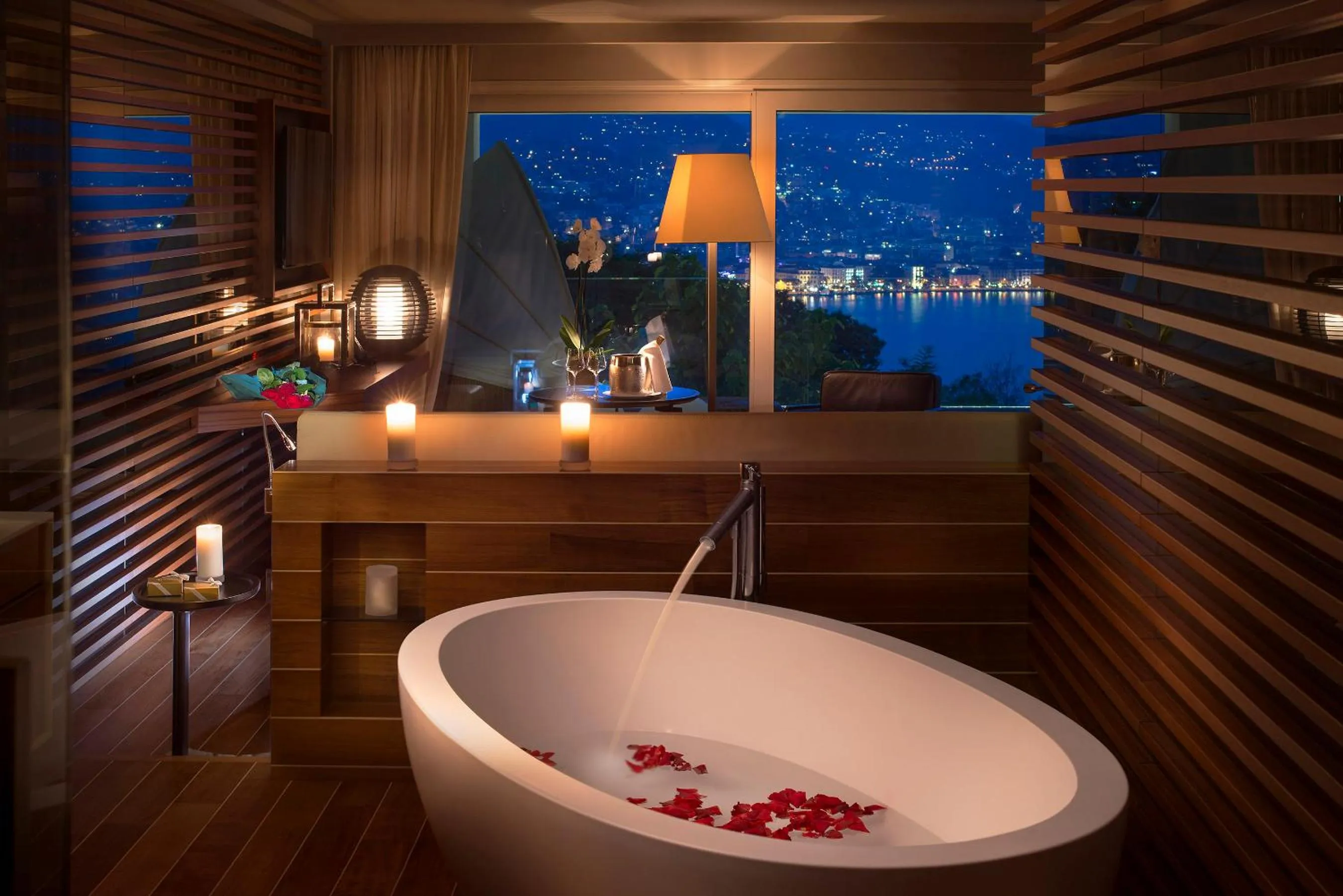 Classic Junior Suite with Balcony in The View Lugano