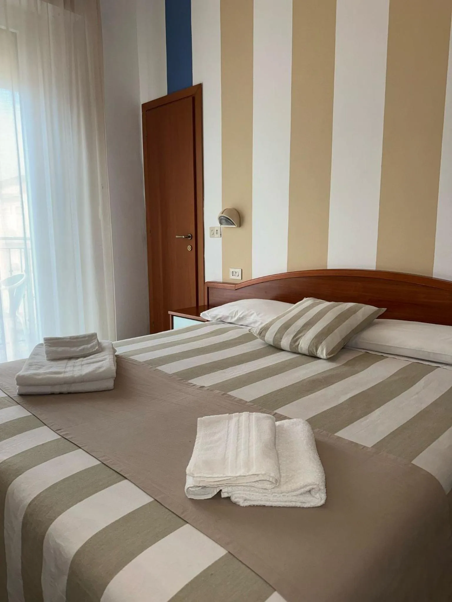 Double or Twin Room with Bathroom in Hotel Villa Caterina