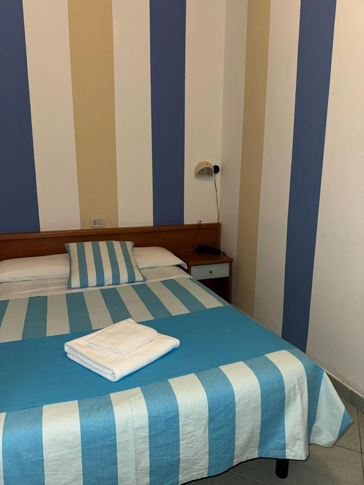 Economy small double room in Hotel Villa Caterina