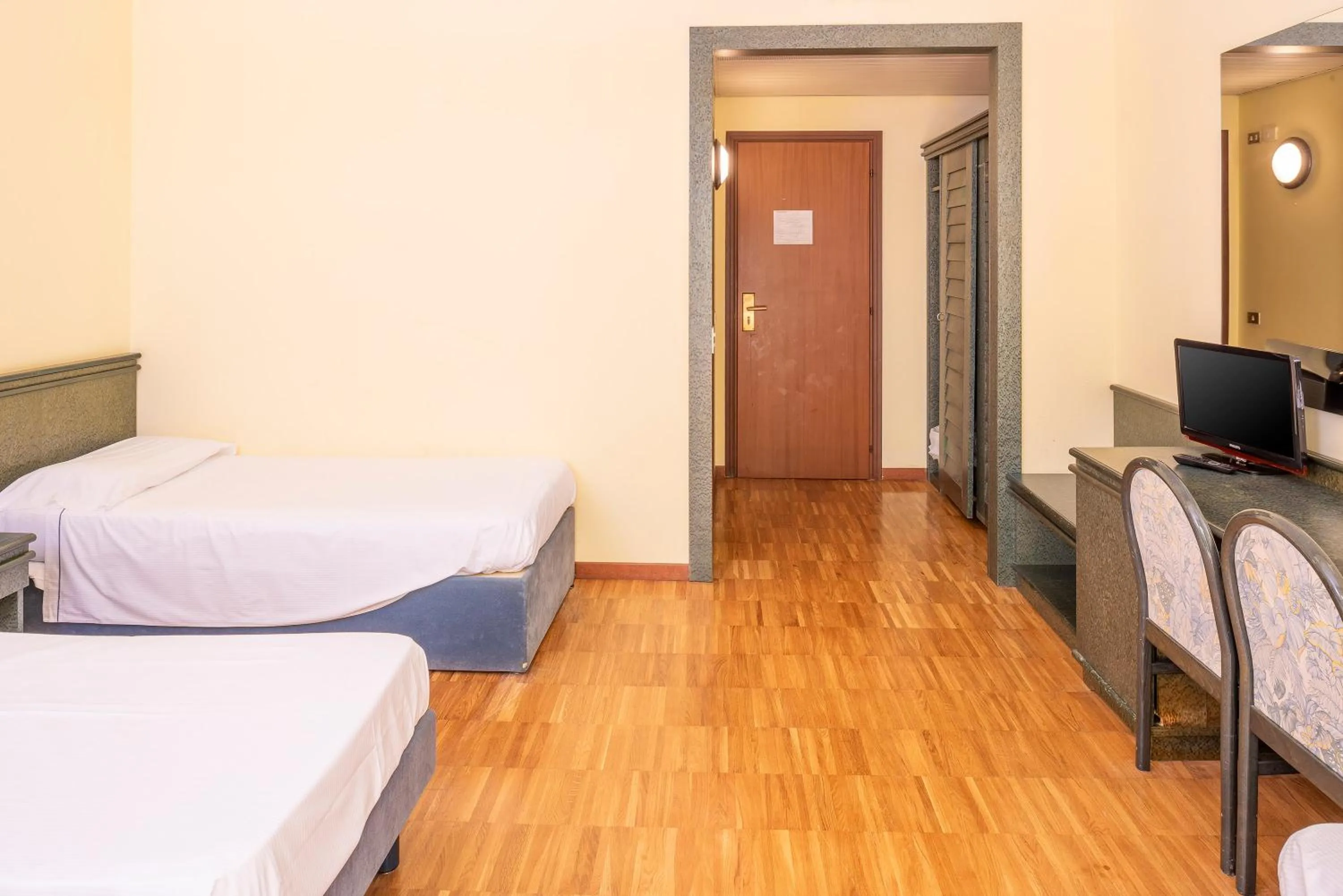 Quadruple Room with Mountain View in Hotel Internazionale