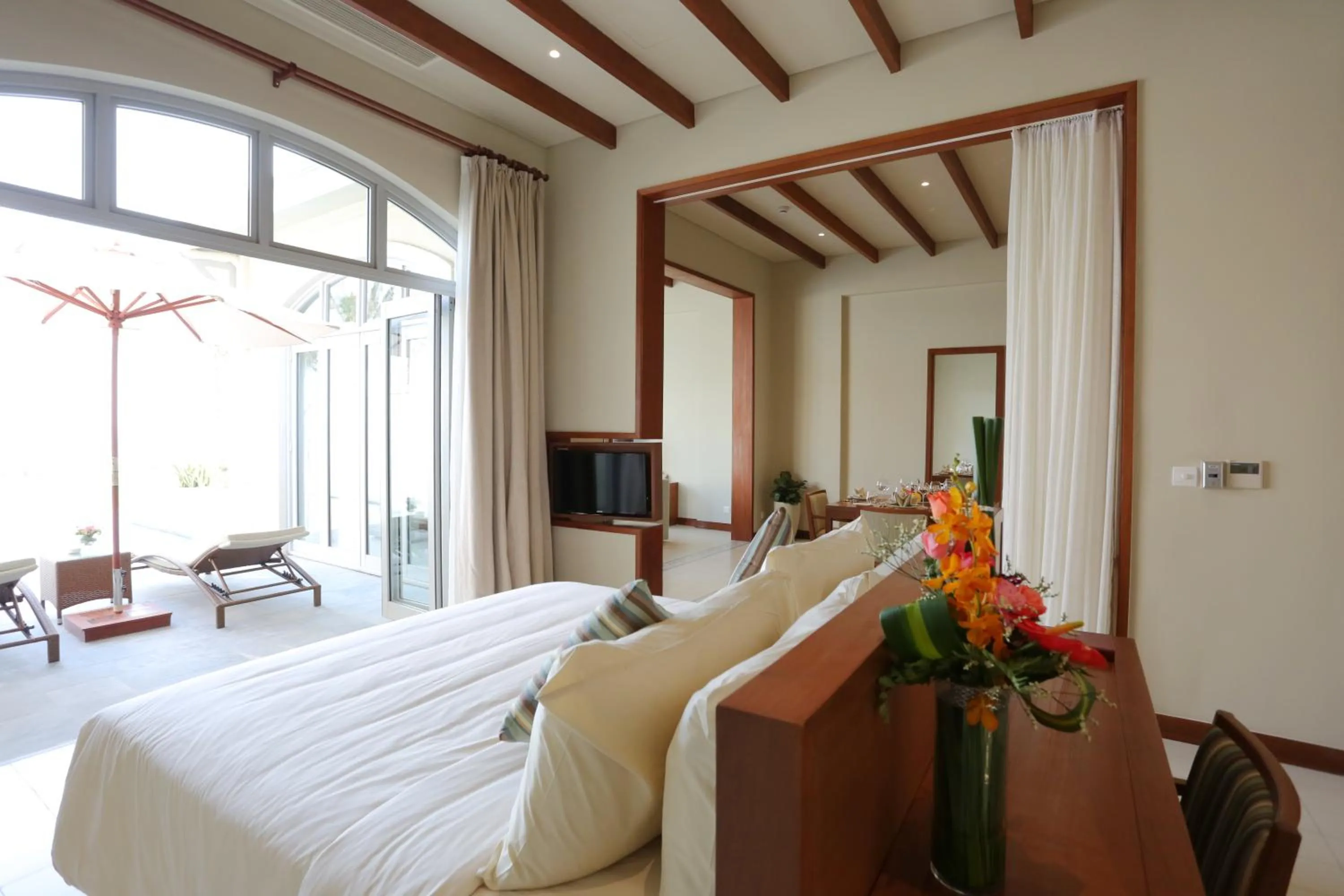 Pool Suite in FLC Luxury Resort Samson