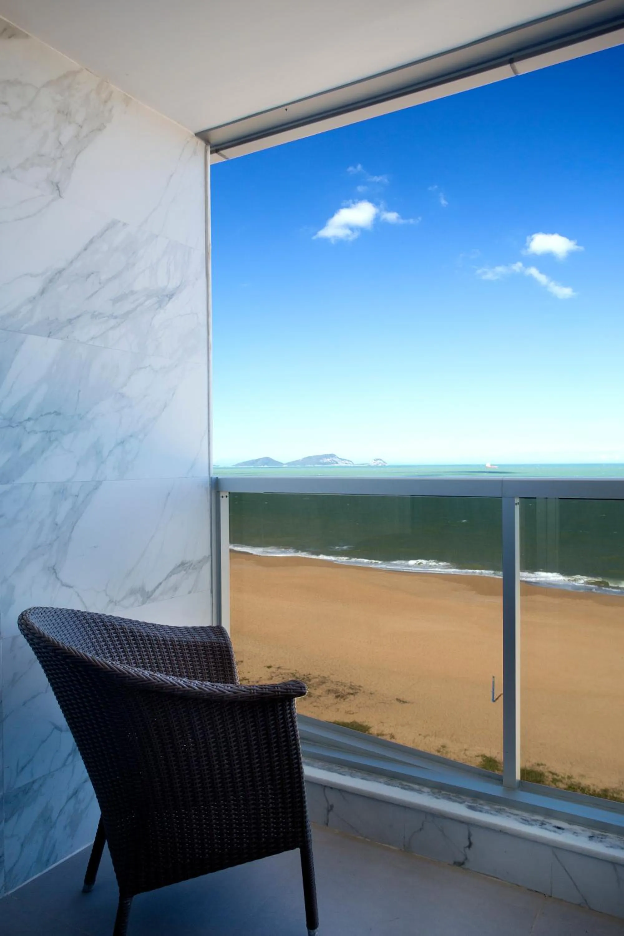 Suite with Sauna in Royal Atlântica Macaé Hotel