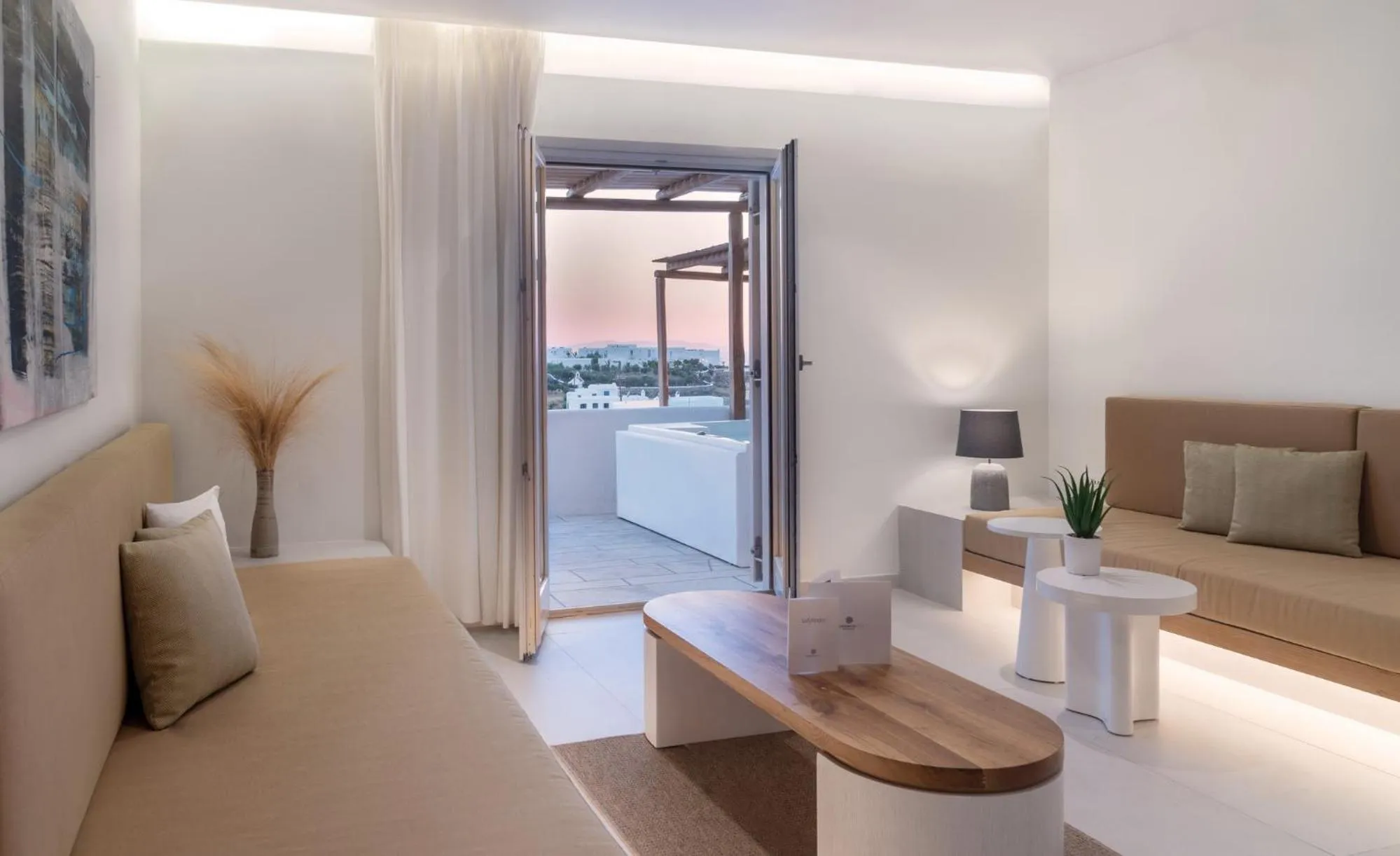 Suite / Sea View Jacuzzi in Andronikos Hotel