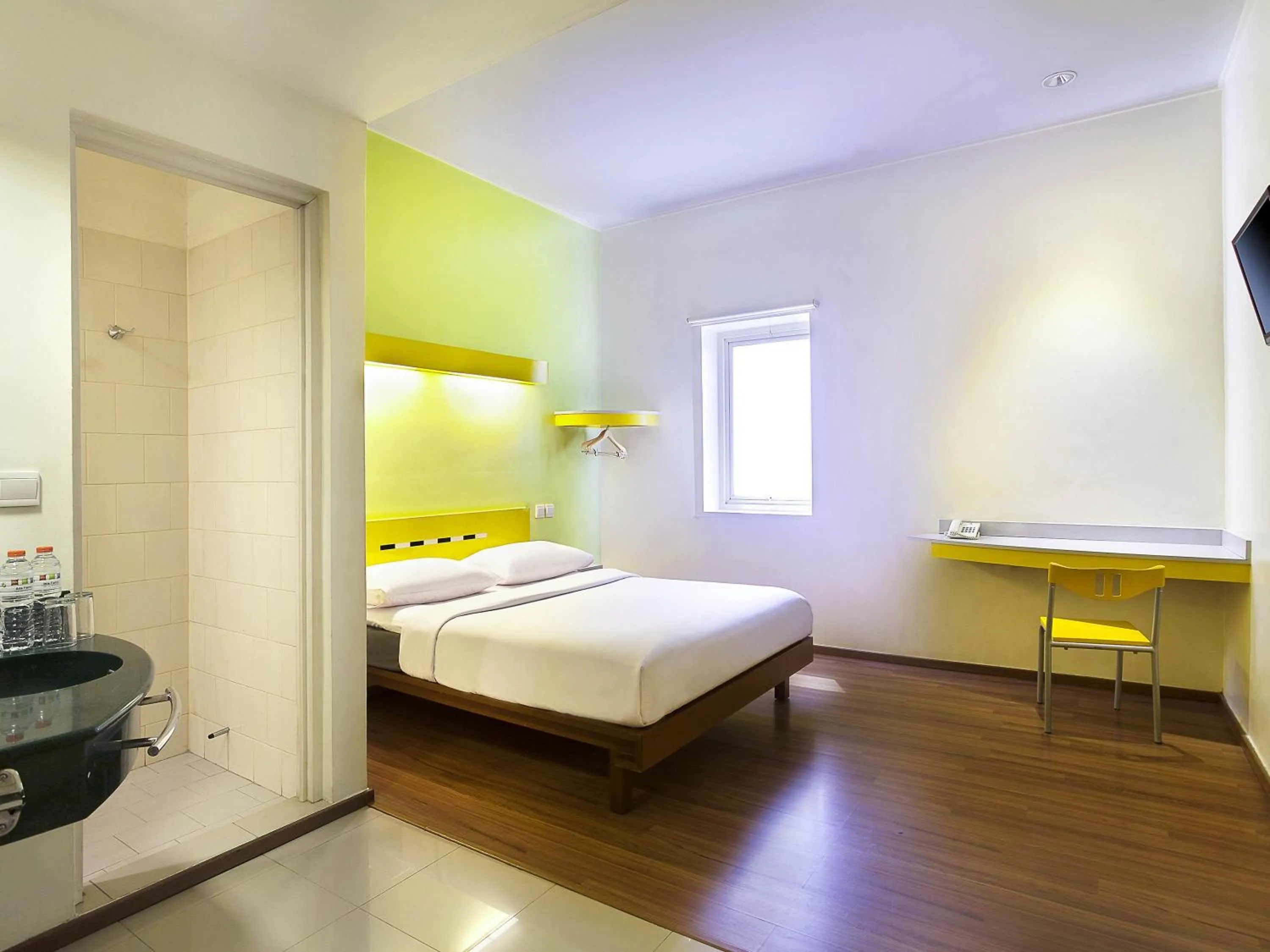 Queen Room in Ibis Budget Jakarta Menteng