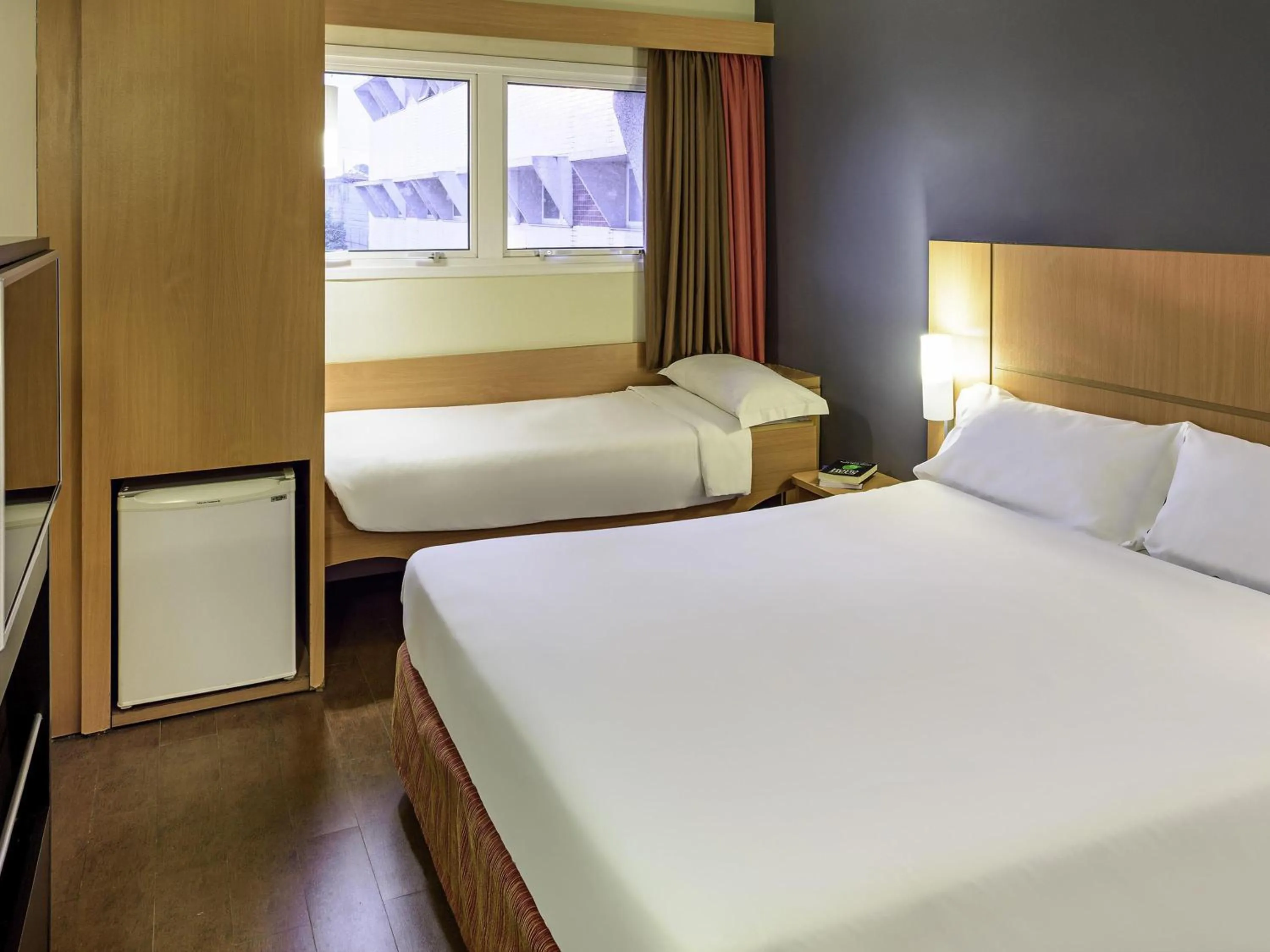 Double Room with Extra Child Bed in ibis Belem Aeroporto