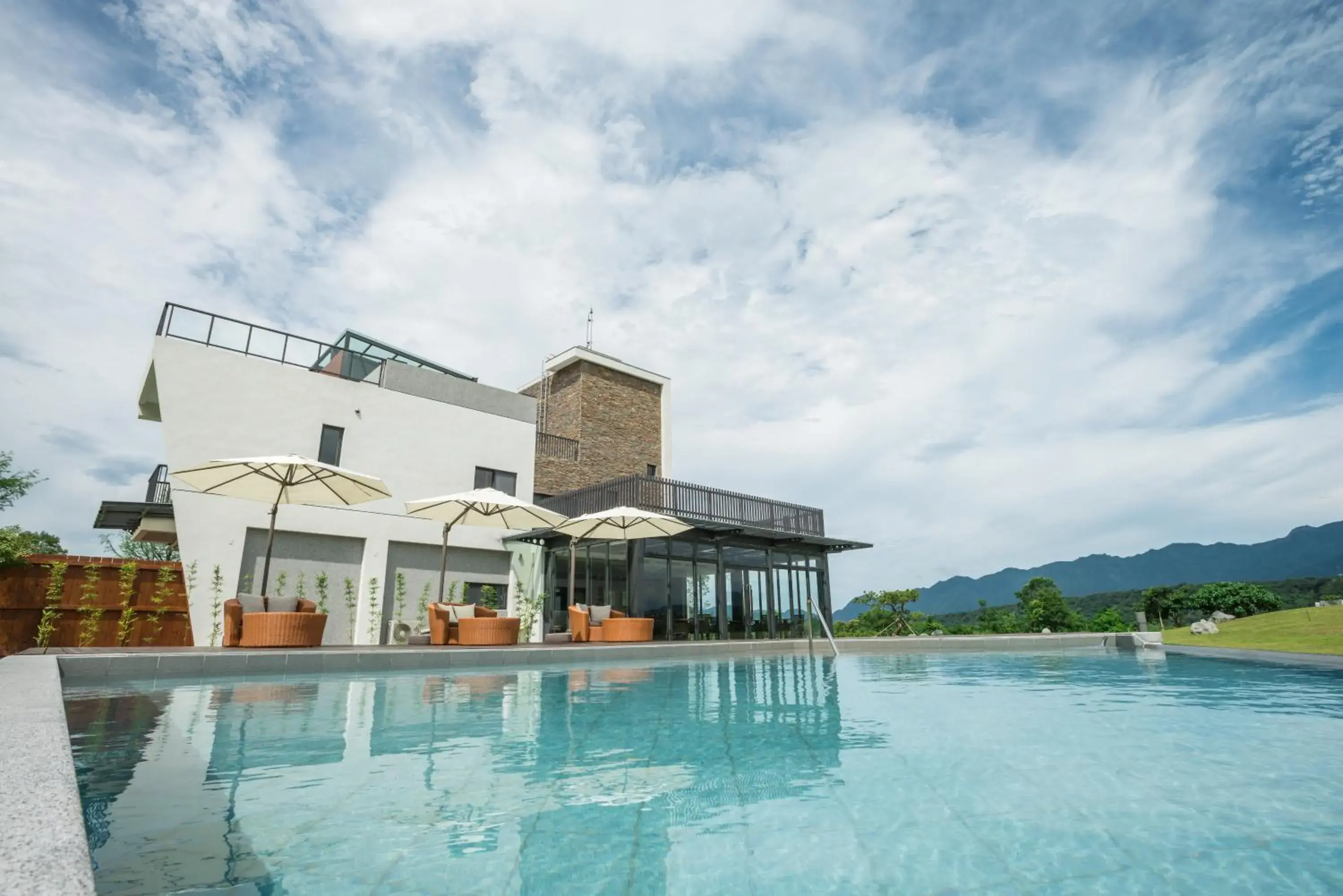 The Silence Manor The Silence Manor