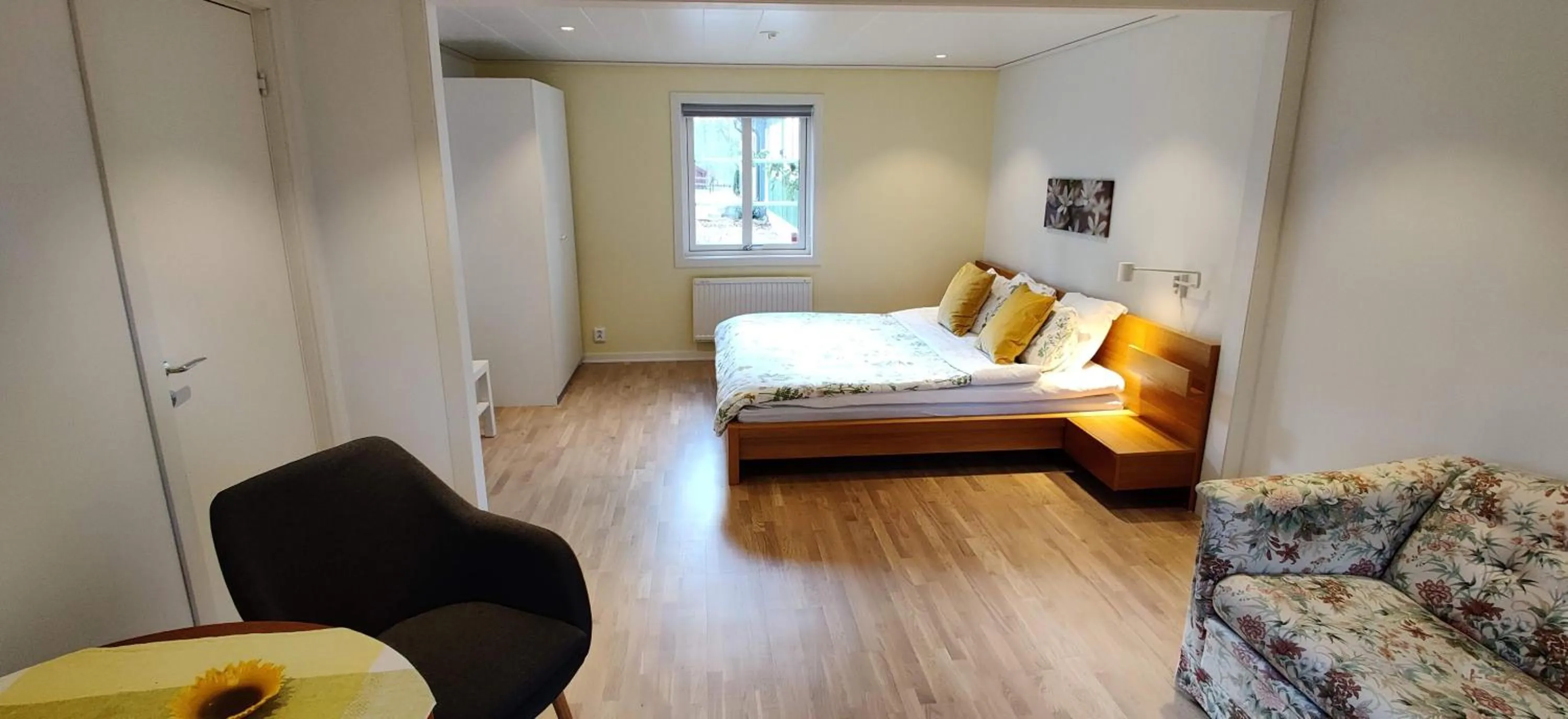 Double Room with Private Bathroom in Bolmsö B&B