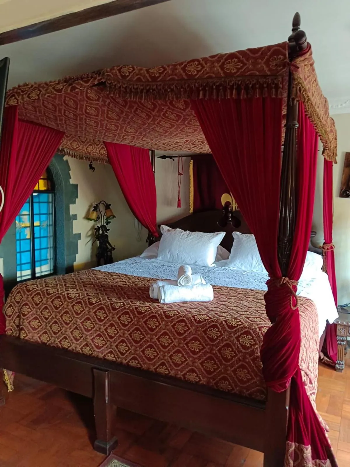 Deluxe King Suite in Castillo Medieval