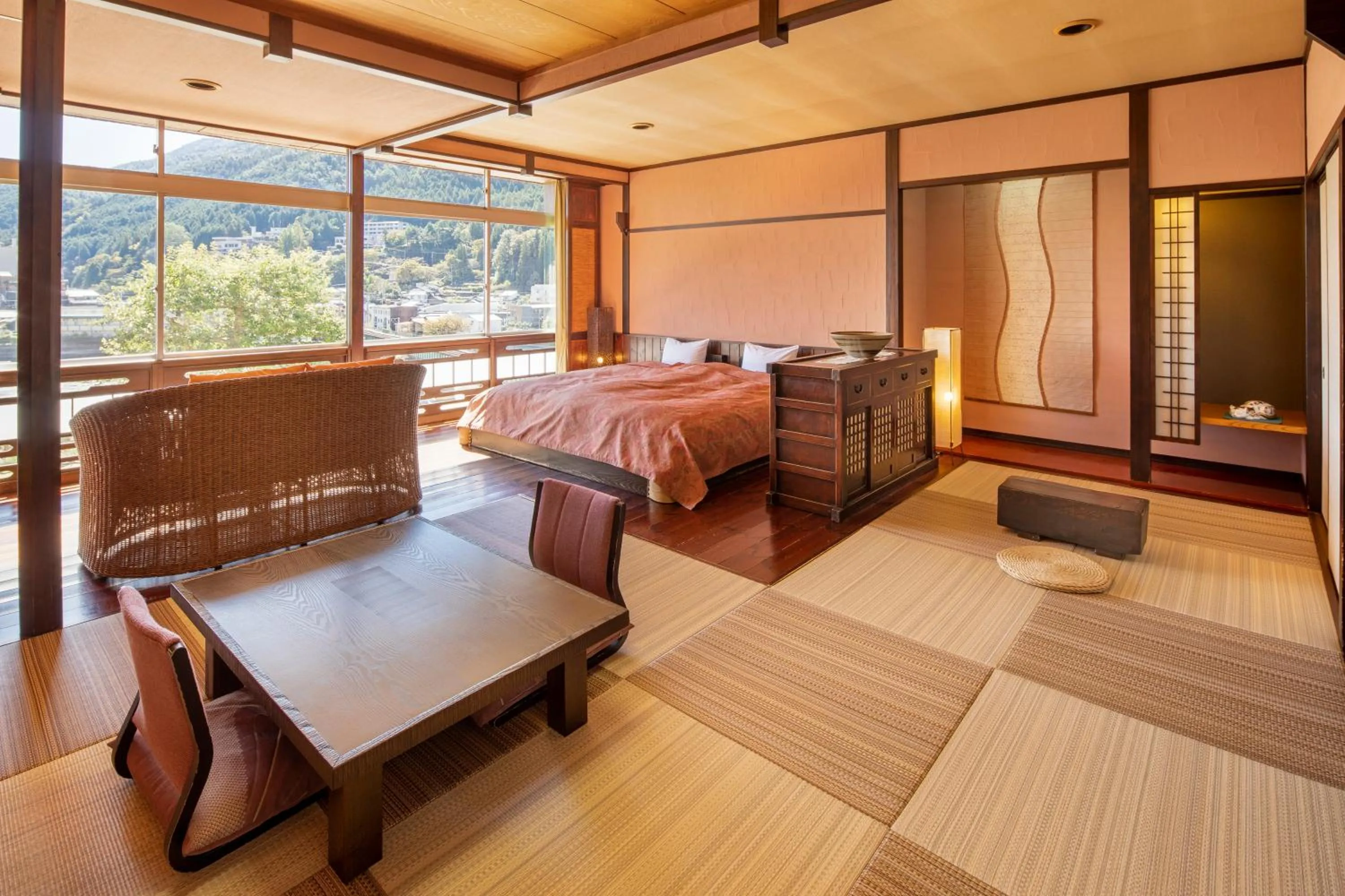 Twin Room with Tatami Area - Hida Beef Dinner Included in Bosenkan