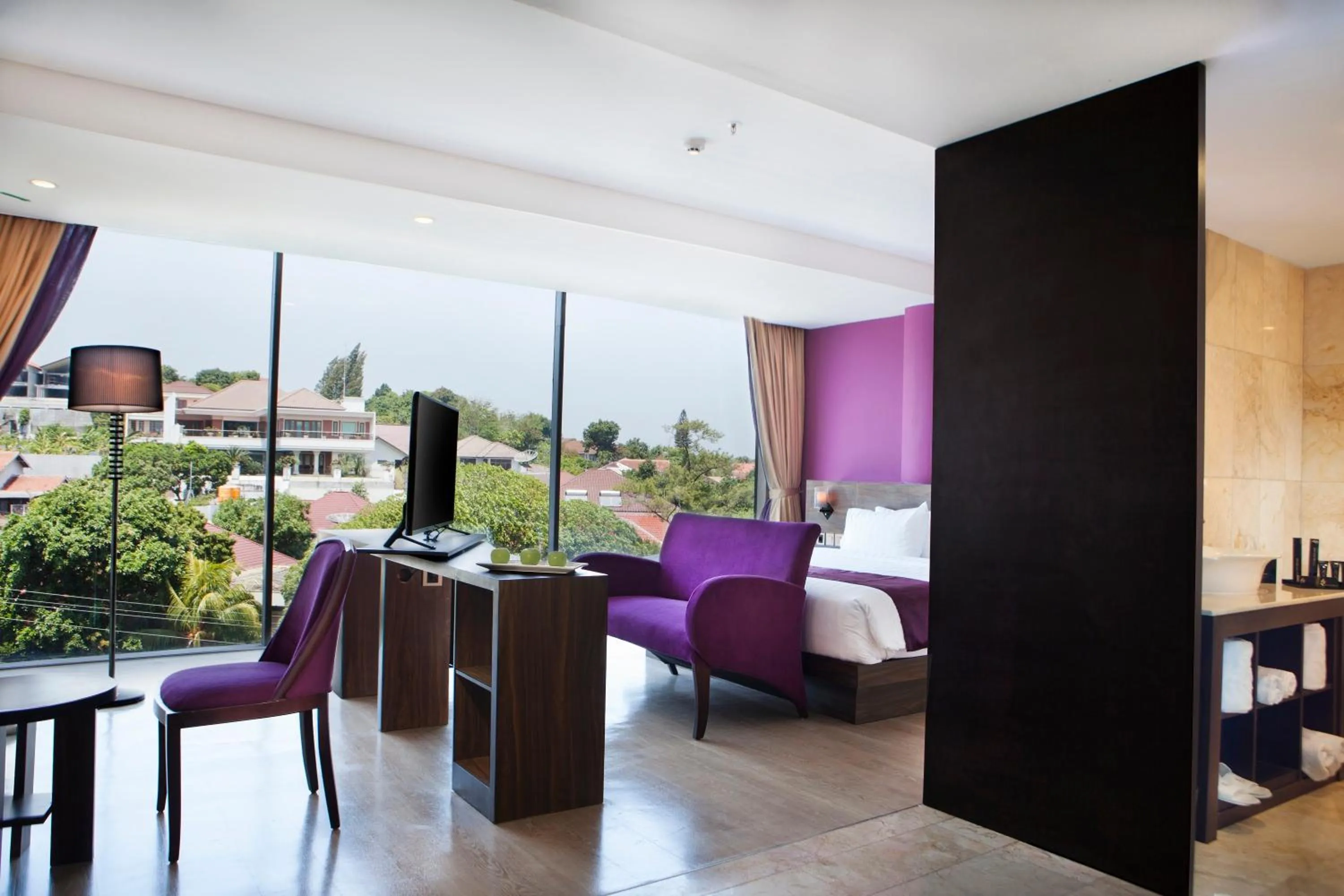 Junior Suite in Grand Edge Hotel Semarang