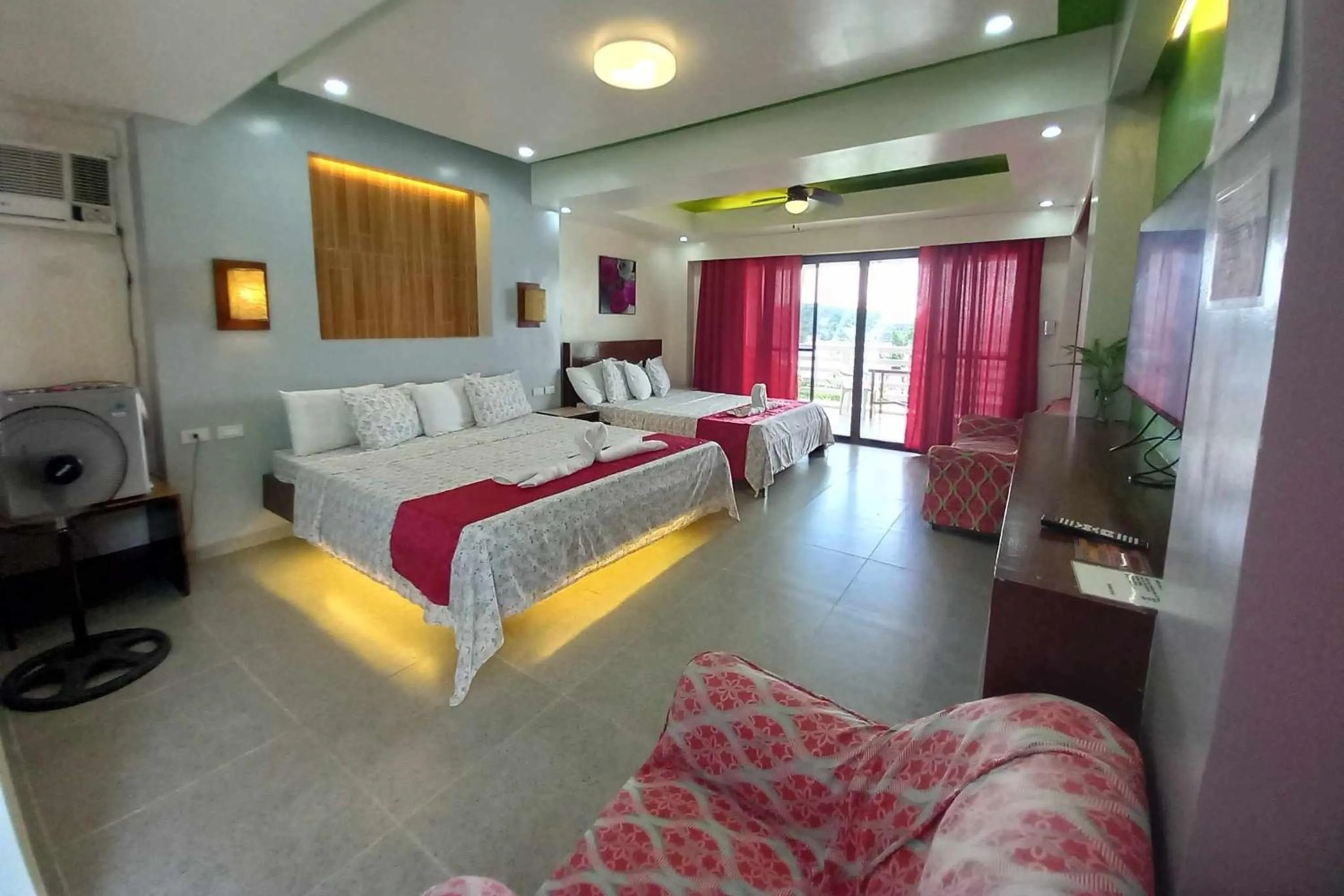 Double Room with Sea View in Bellevue Resort Puerto Galera
