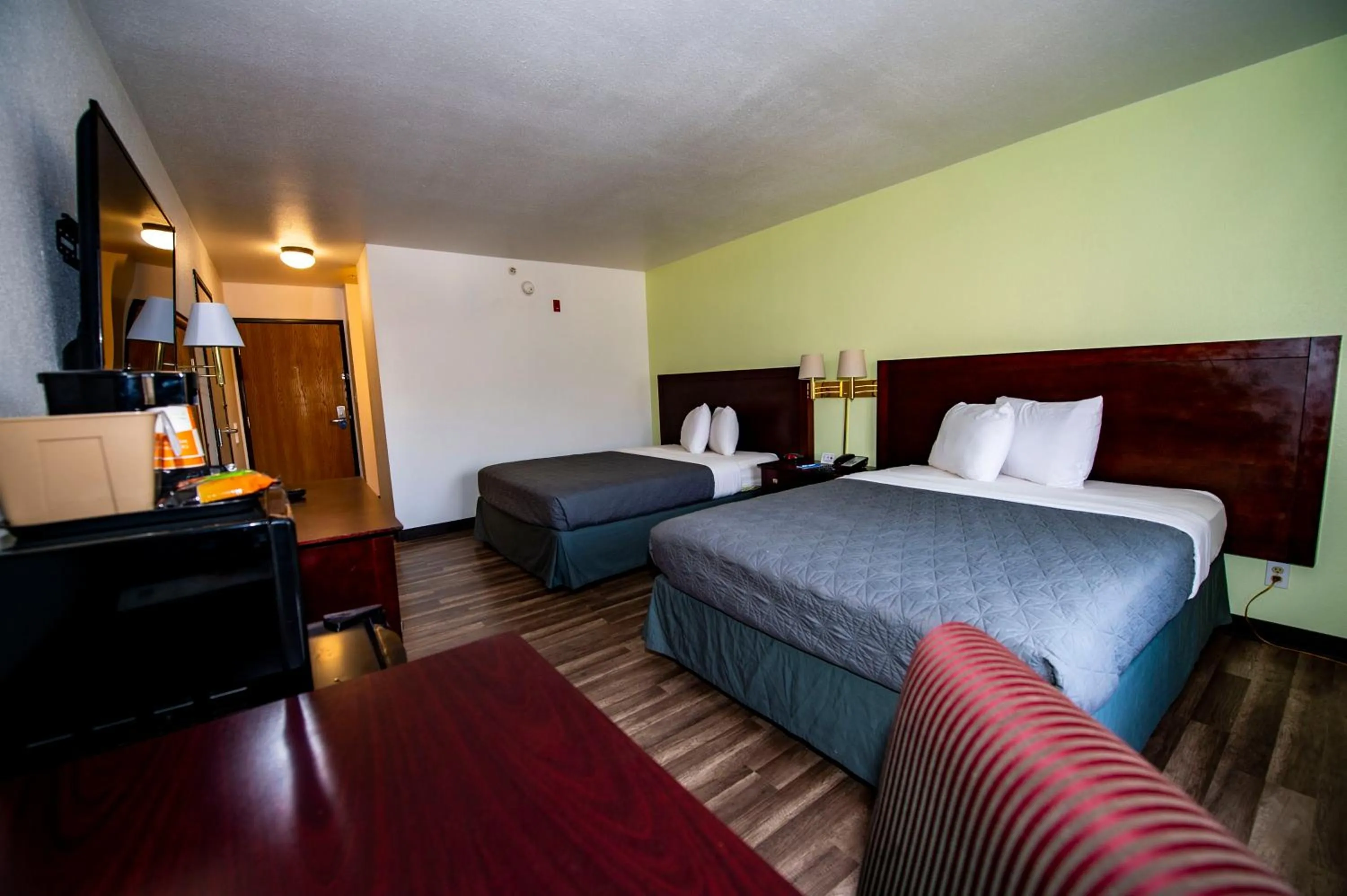 Queen Room with Two Queen Beds - Non-Smoking in Rodeway Inn Central Colorado Springs