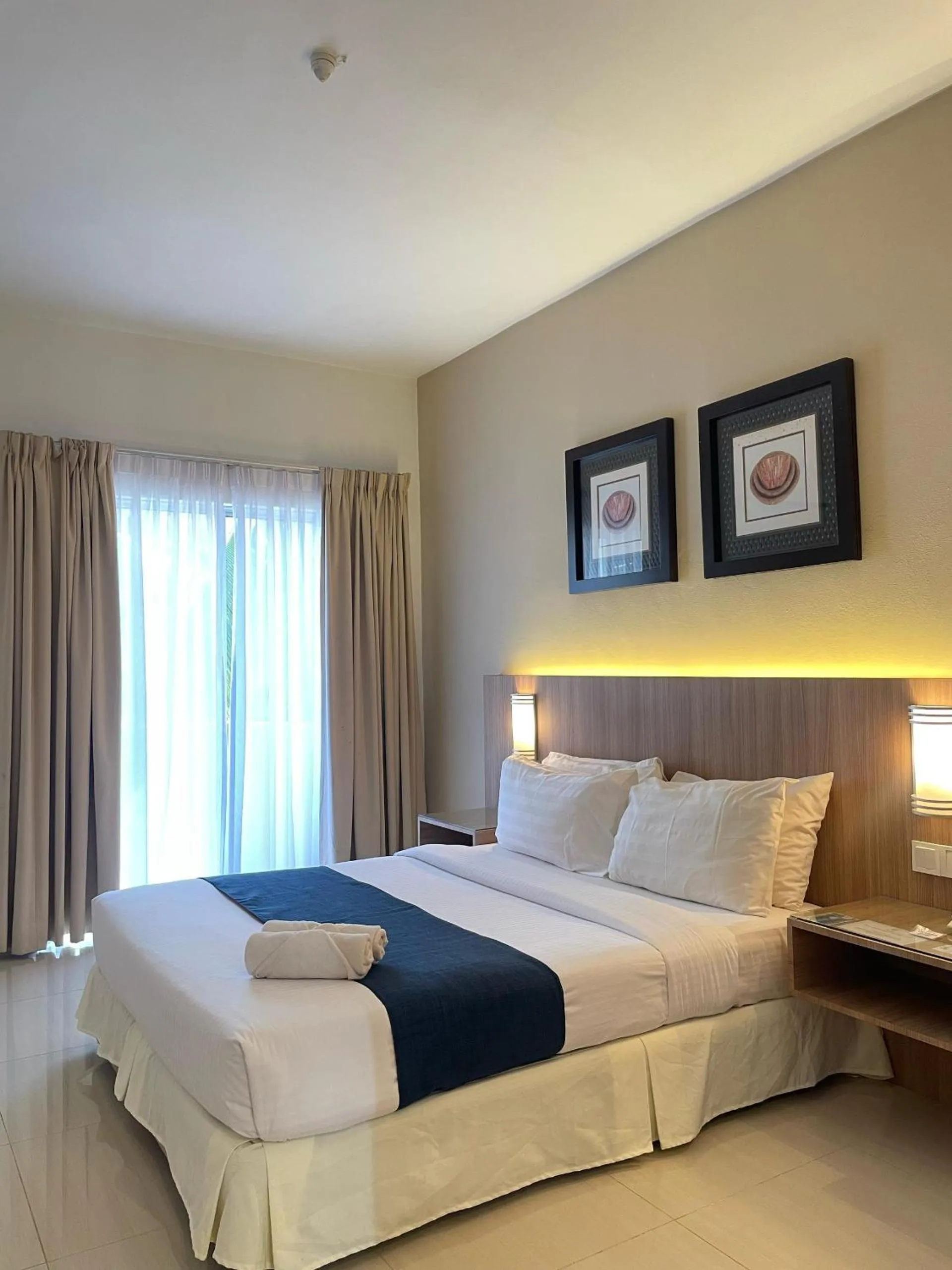 Queen Room in Rompin Beach Resorts