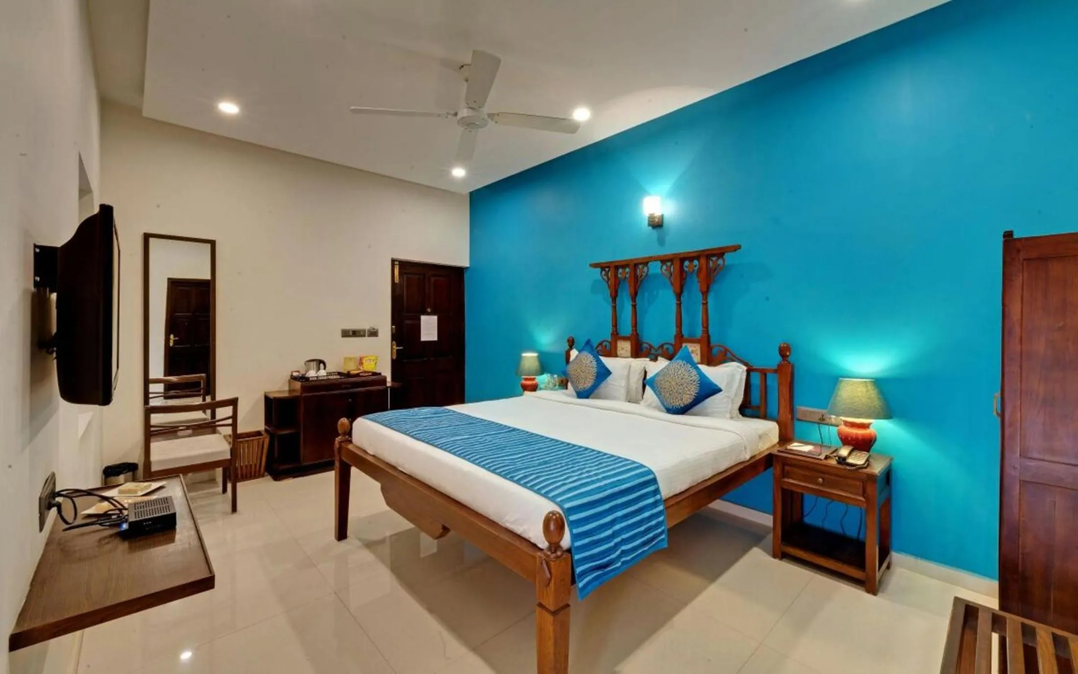 Executive King Room in WelcomHeritage Mani Mansion