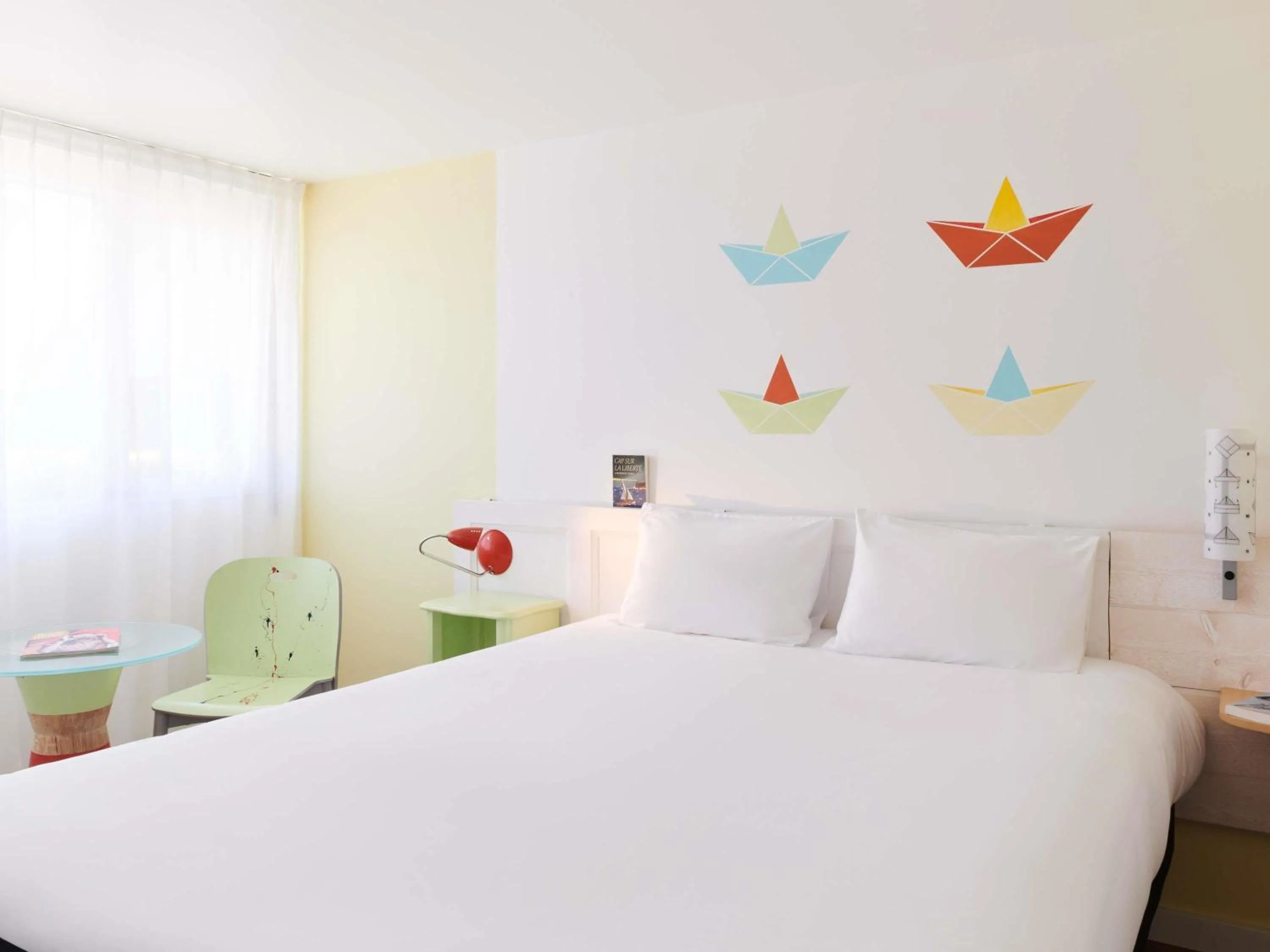 POP Room with Two Single Beds in Greet Hôtel Saint-Nazaire Trignac Nouvelle Marque du Groupe Accor