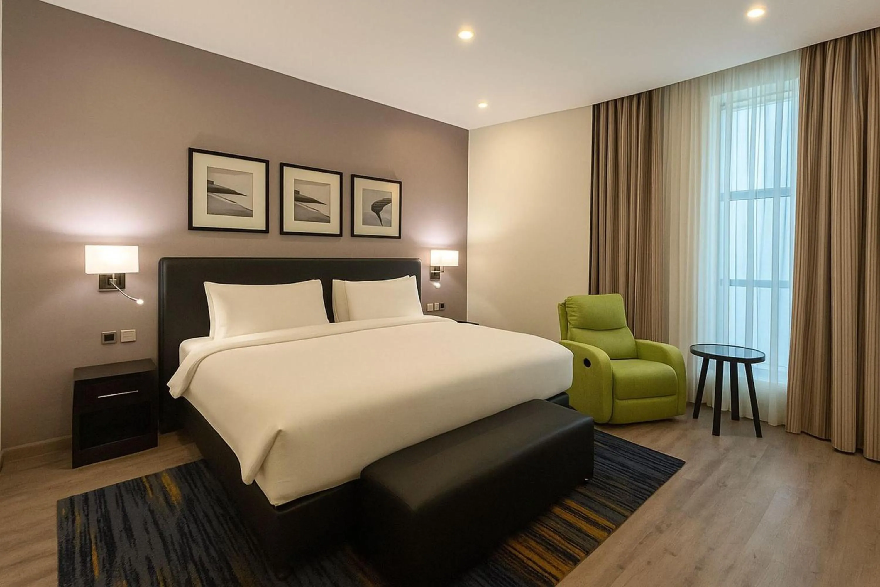 Premium Room with City View in Radisson Blu Plaza Jeddah