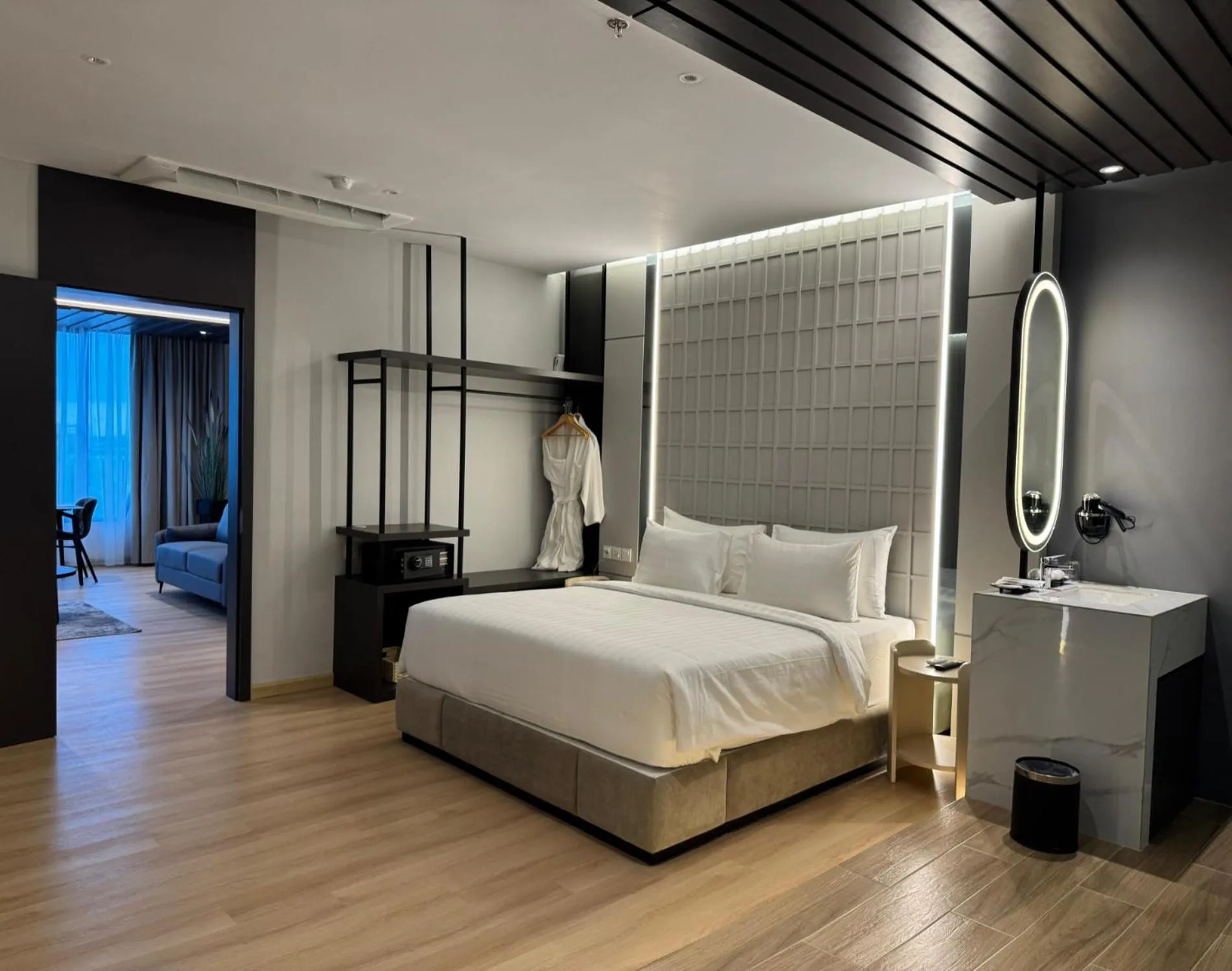 Executive Suite in OS Style Hotel Batam Centre