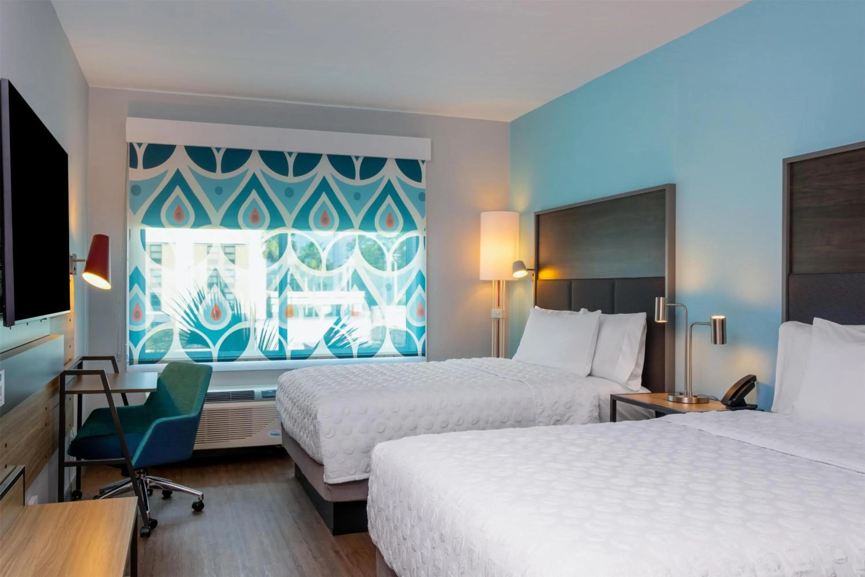 Queen Room with Two Queen Beds - Hearing Access in Tru By Hilton St. Augustine I-95