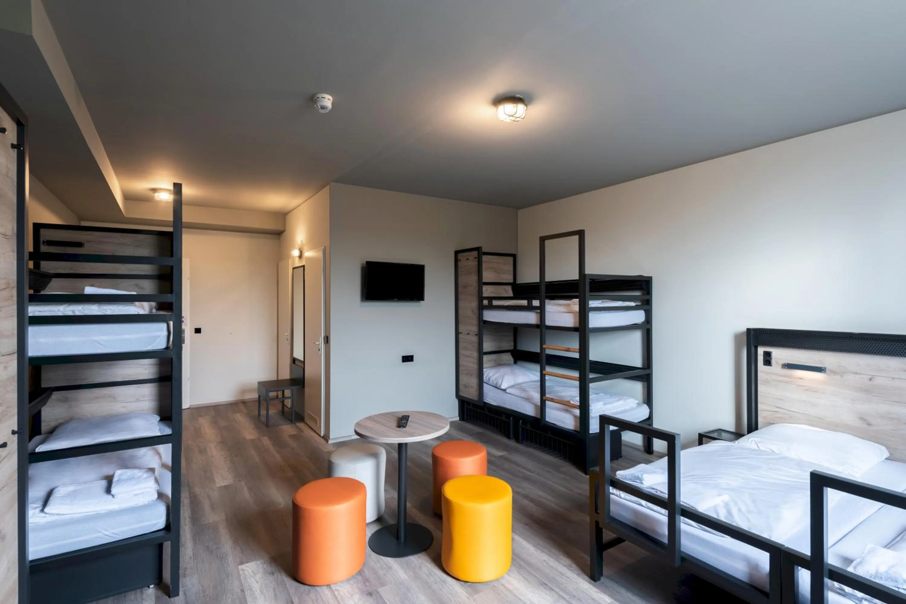 Bed in 6-Bed Dormitory Room in a&o Stuttgart City