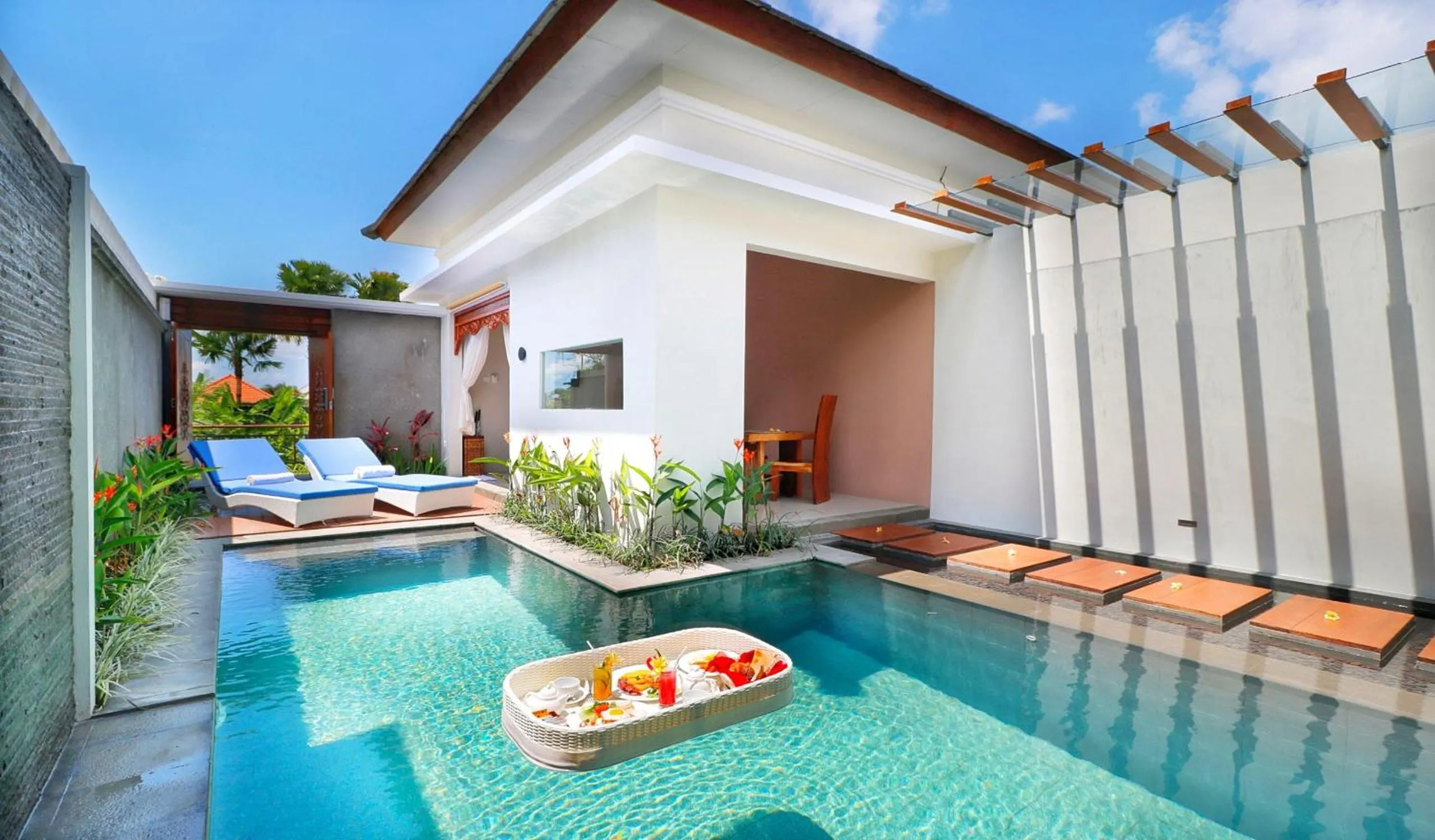 Deluxe One Bedroom Pool Villa in Maharaja Villas Bali - CHSE Certified