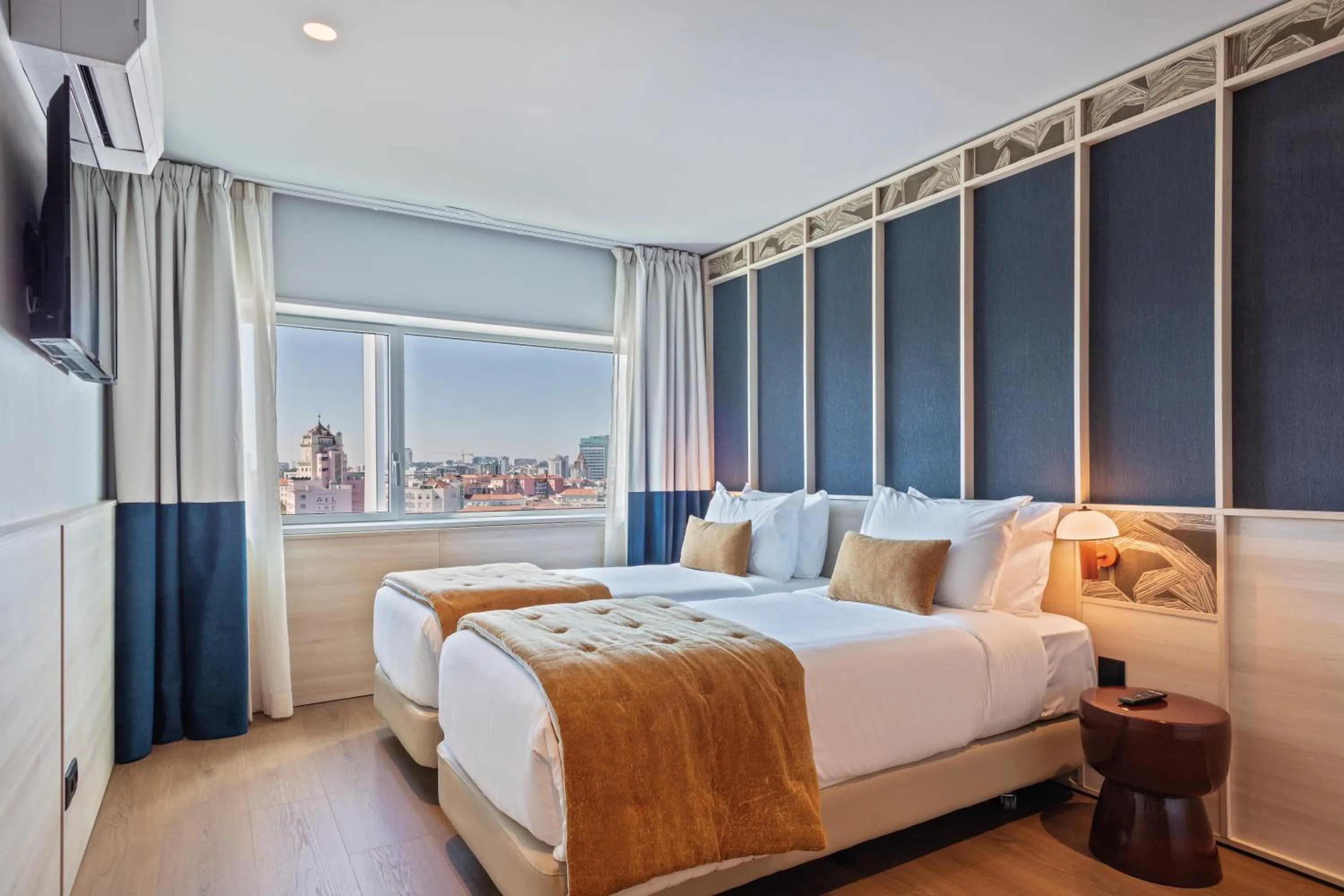 Standard Double Room in Hotel Acta Moa