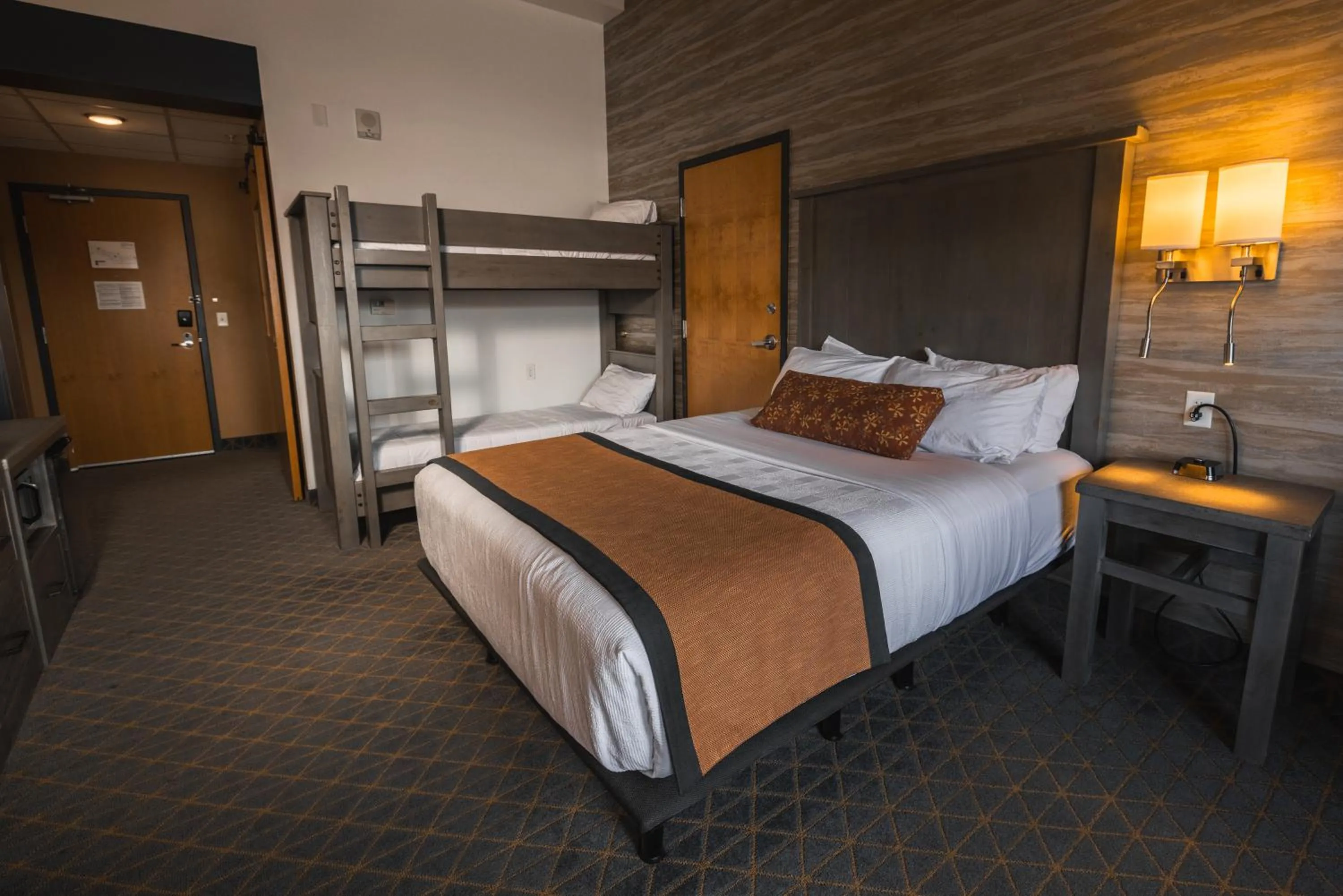 King Suite in Pier B Resort