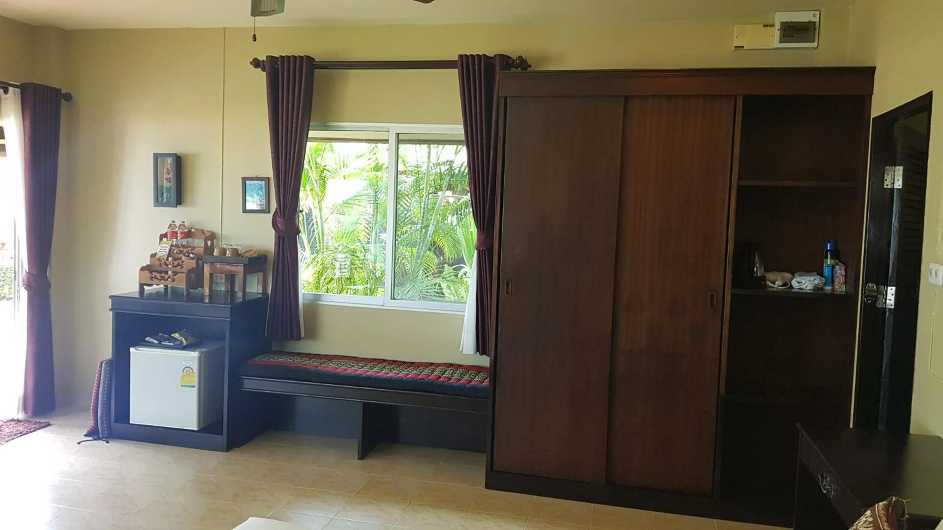 Bungalow with Sea View in Lanta Castaway Beach Resort