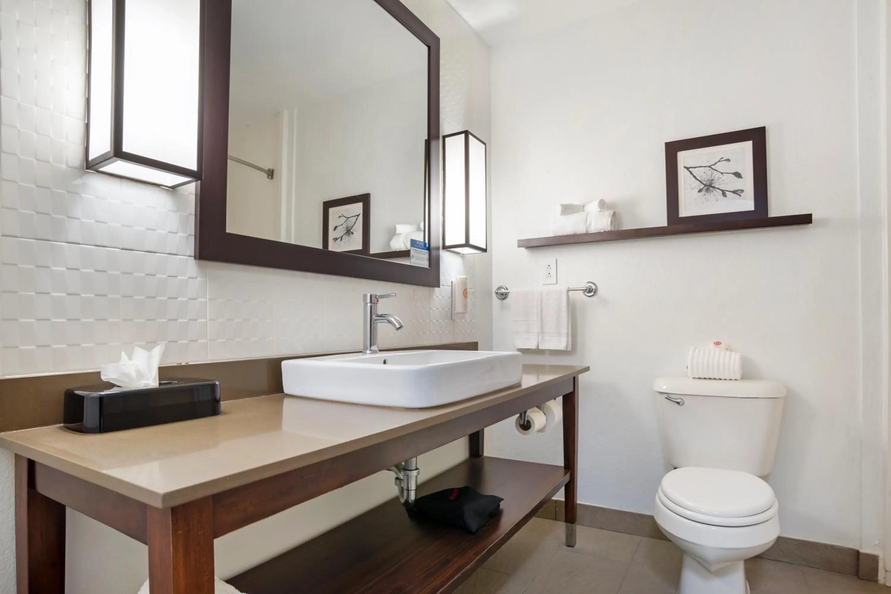 Queen Room with Two Queen Beds - Non-Smoking in Comfort Inn & Suites