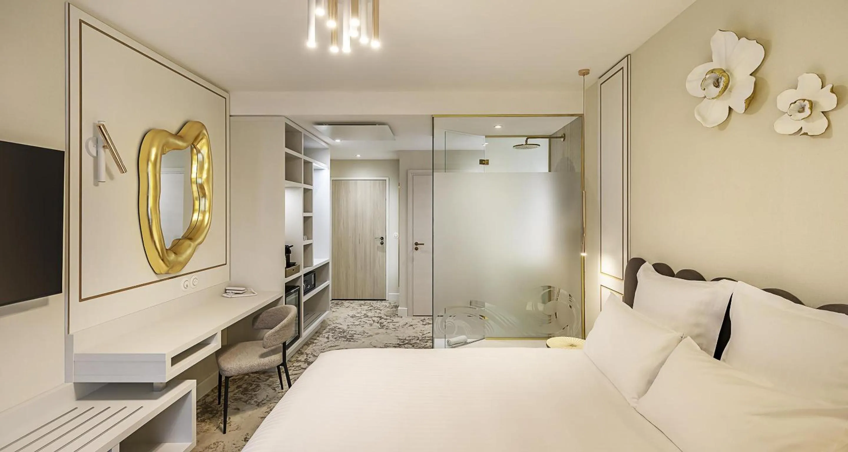 Superior Twin Room with Bath Tub - Non-Smoking in Best Western Plus Hotel Saint-Roch Orleans