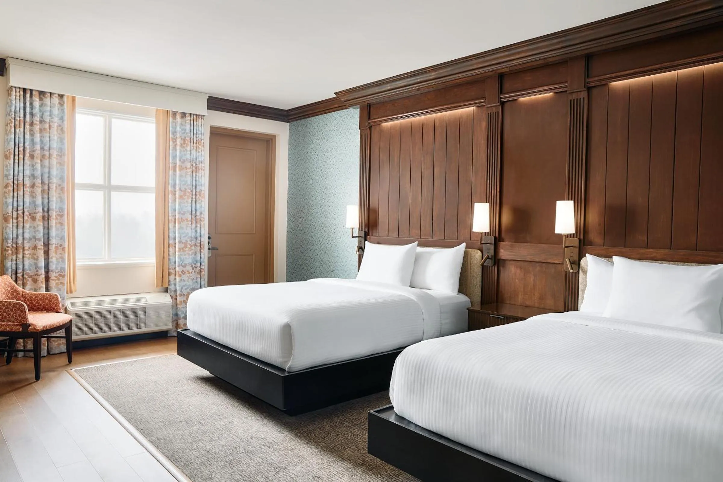 Lakeside Preferred Two Queen Beds Room in Oglebay Resort