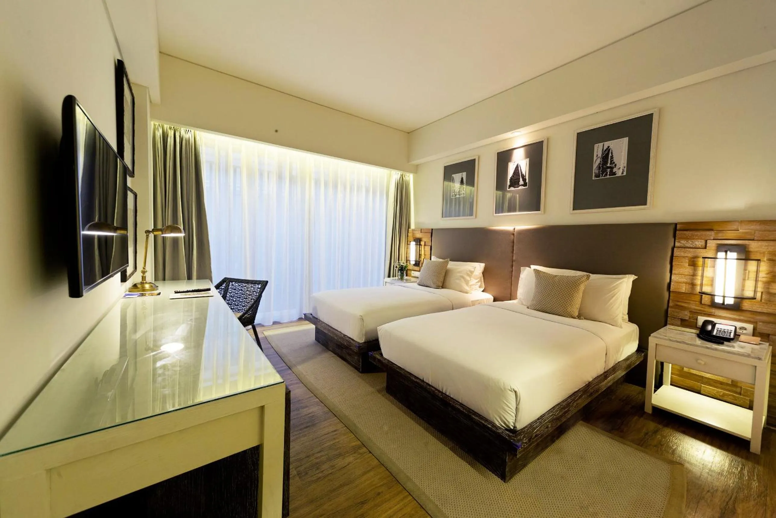 Deluxe Twin Room in Bali Paragon Resort Hotel