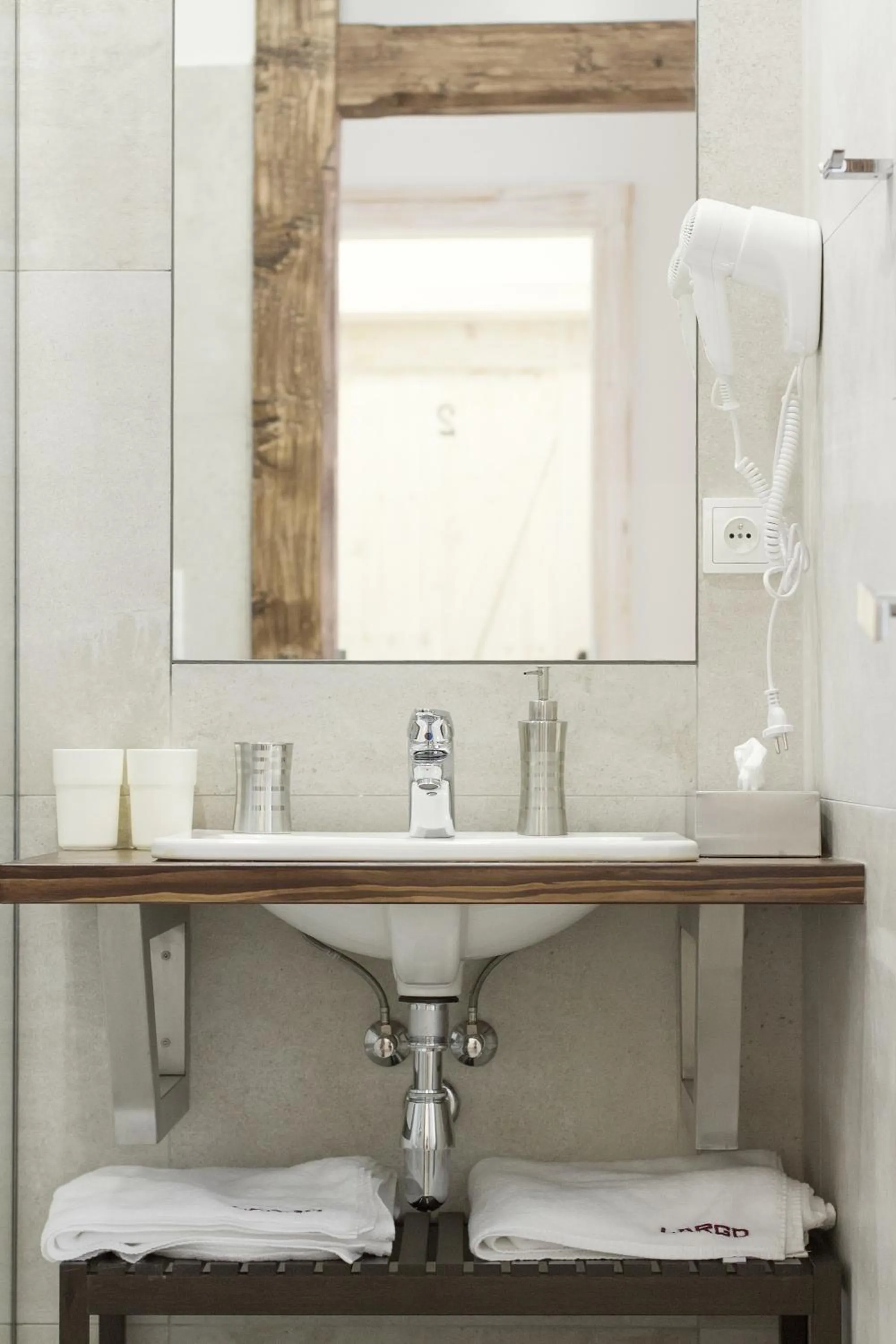 Standard Double or Twin Room in Largo