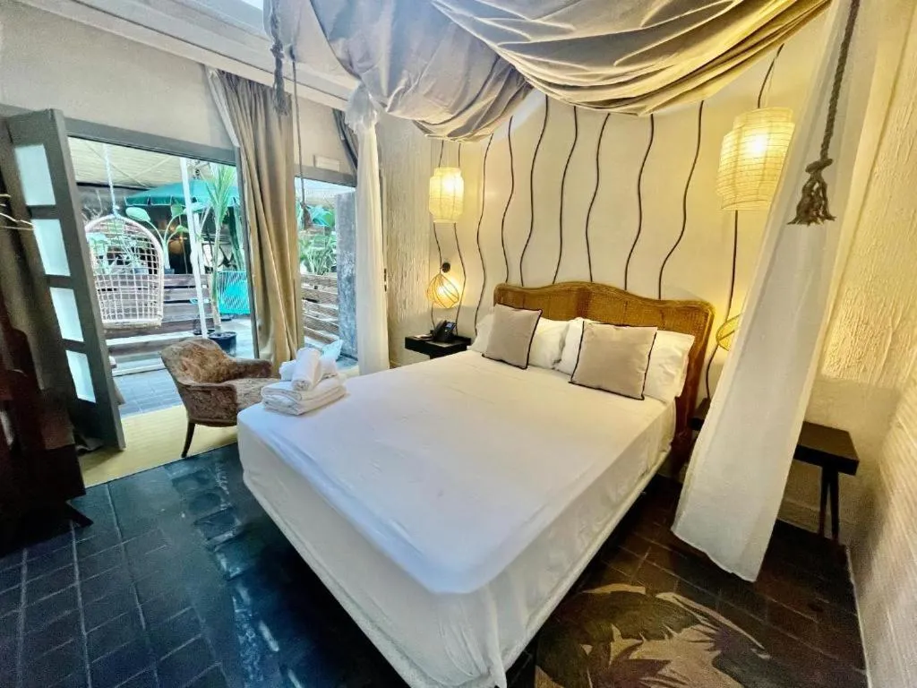 Double or Twin Room in Hotel Life Gran Via - Tropical garden