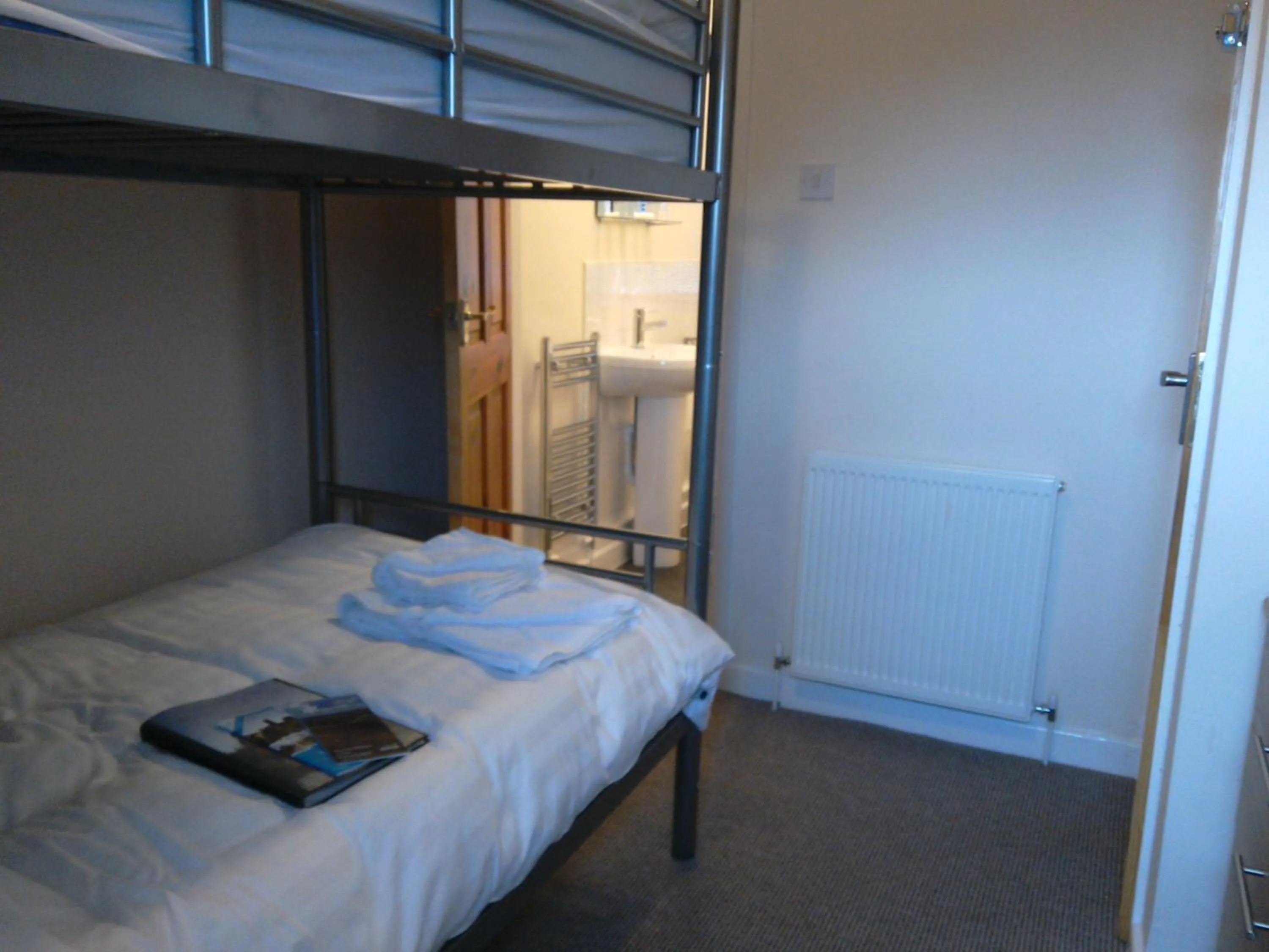 Double Bunk Bed Room in Old Coach House At The Golden Lion