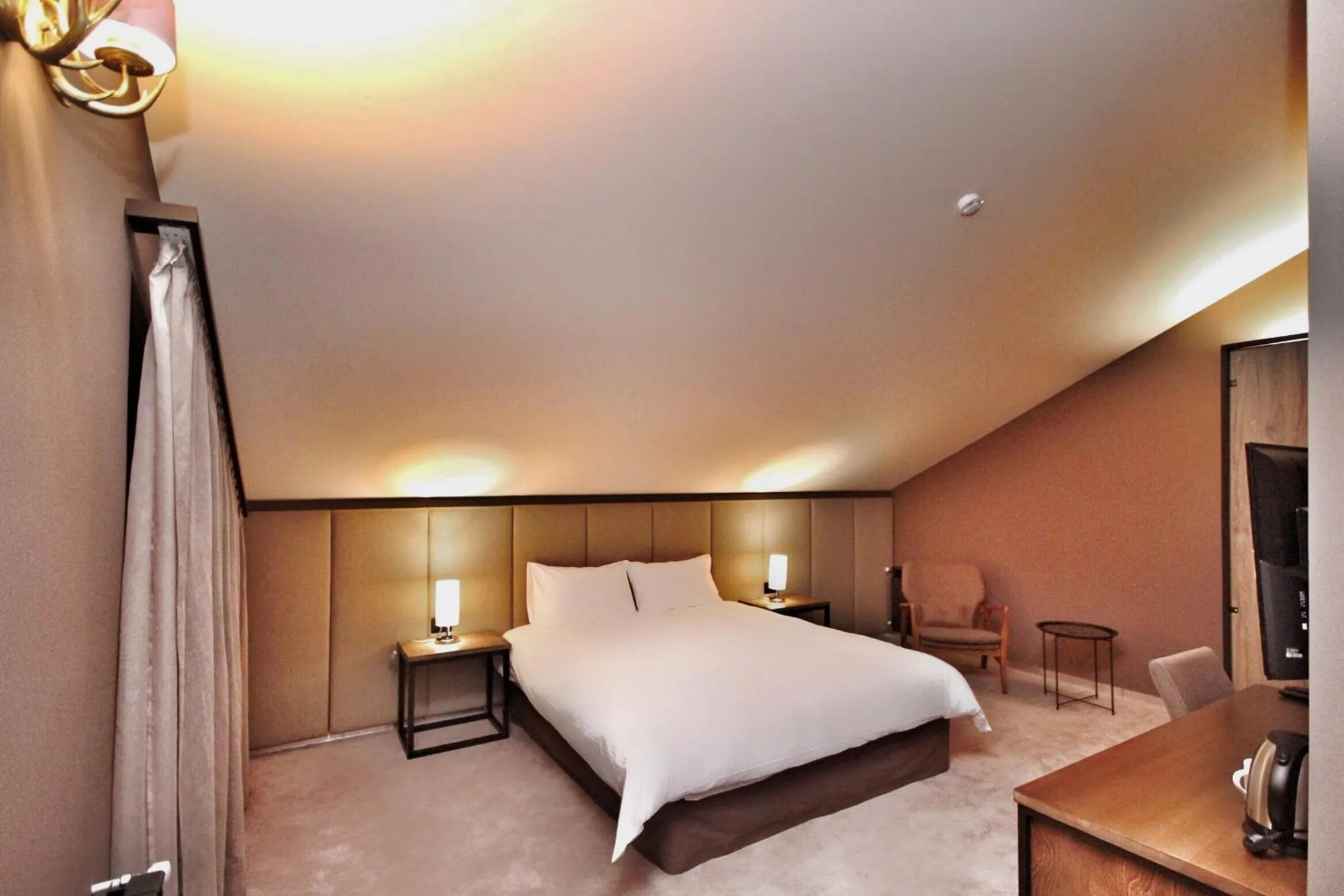 Standard King Room in Teghenis Resort