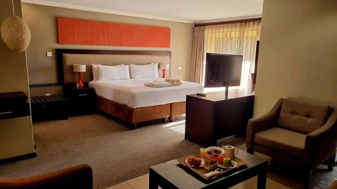 Suite - single occupancy in Cresta Riley's Hotel