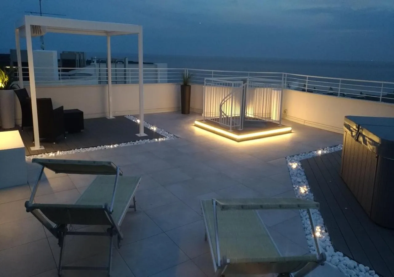 King Suite with Spa Bath in Luxor e Cairo The Beach Resort