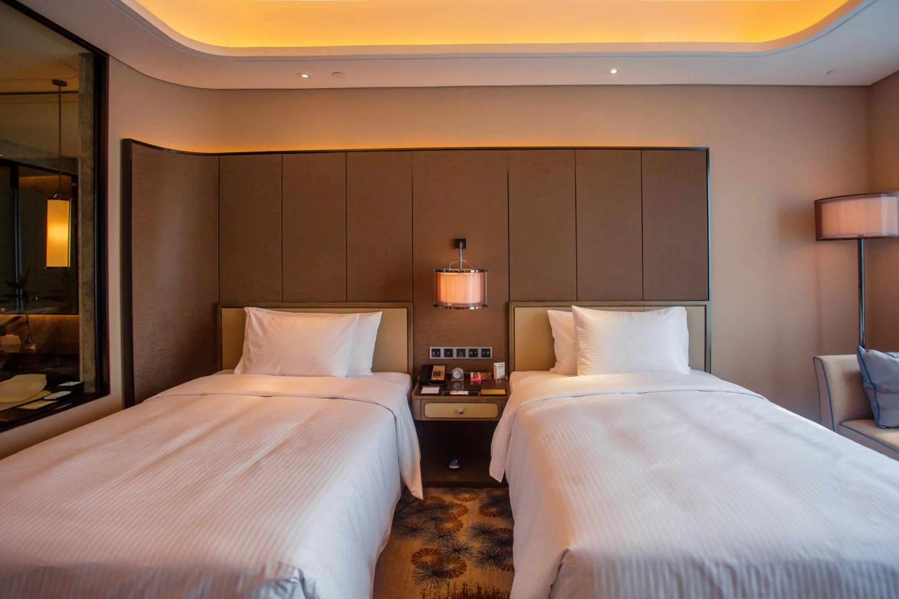 Deluxe Twin Room in Wanda Realm Hotel Tai'an