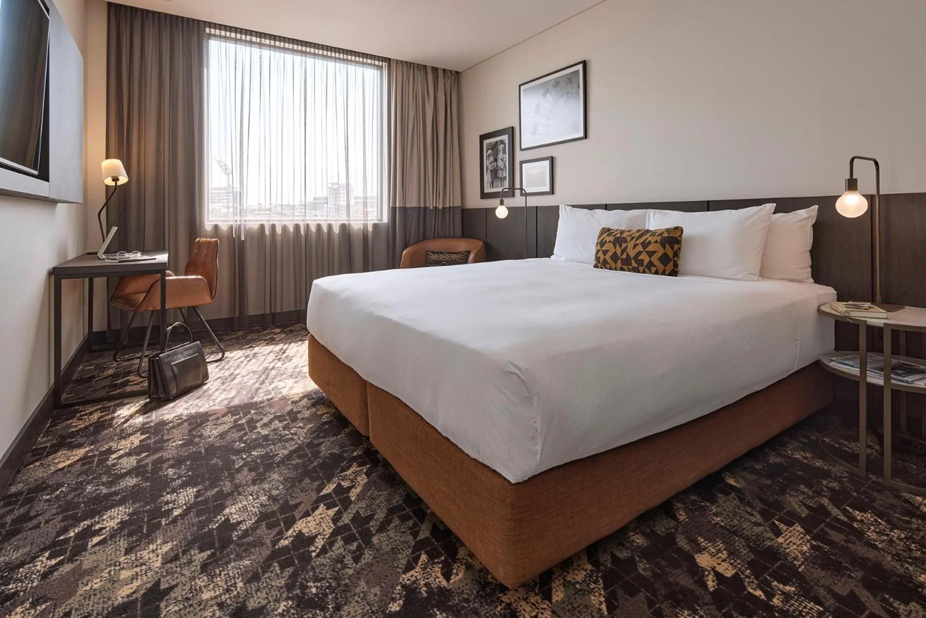 Deluxe King Room in Rydges Fortitude Valley