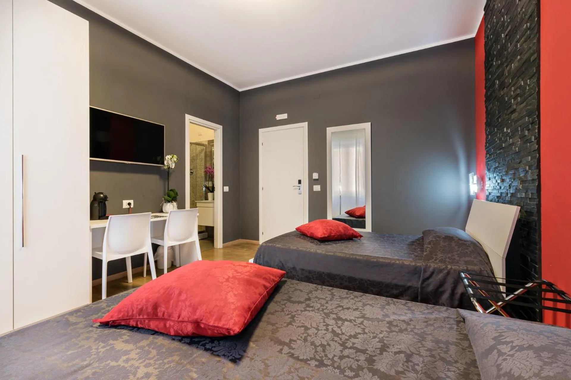 Comfort Twin Room in Affittacamere My Home