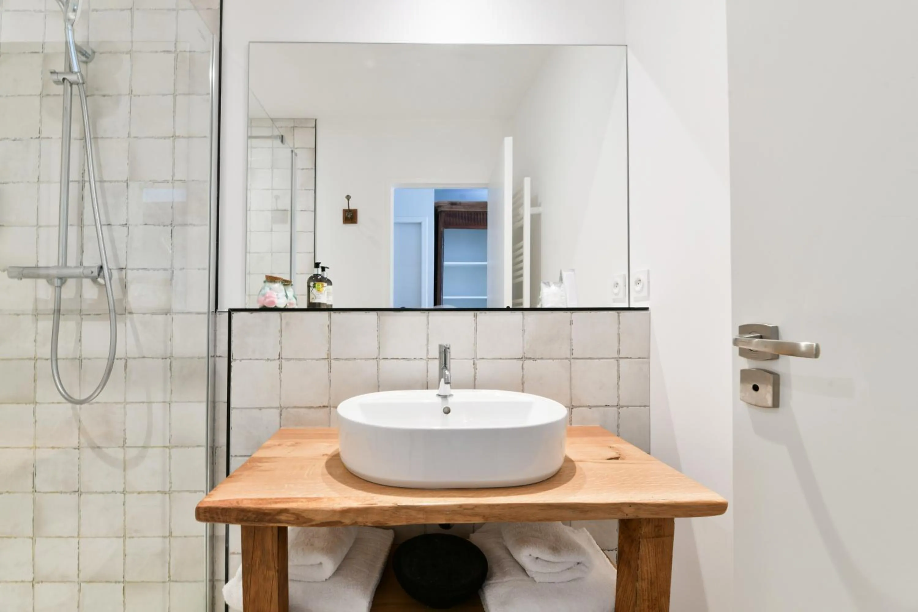 King Room with Balcony in Logis Hôtels Gnàc é Pause