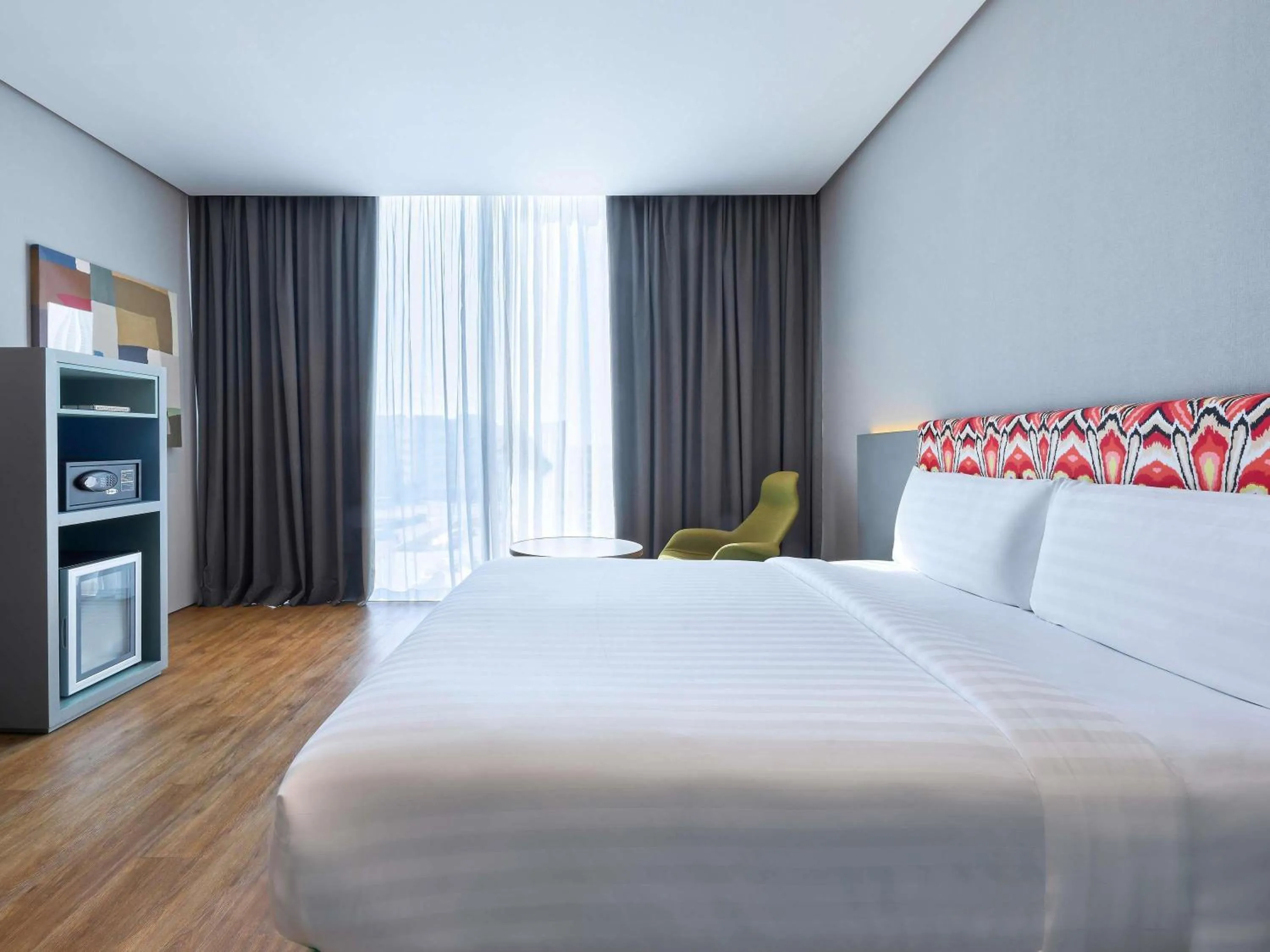 Double Suite with a Living Room in Ibis Styles Dubai Jumeira