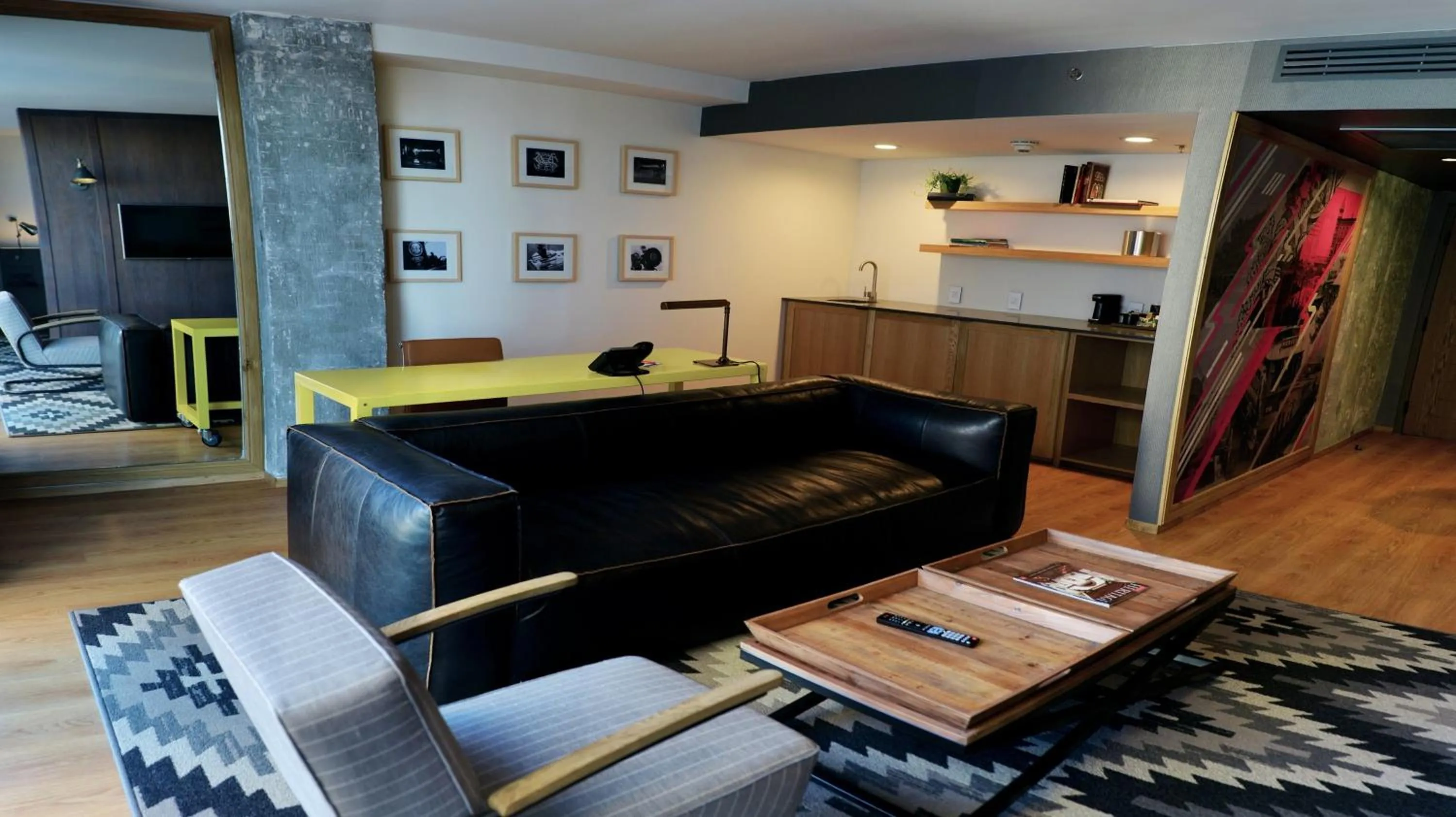 King Suite in Hotel Indigo El Paso Downtown by IHG