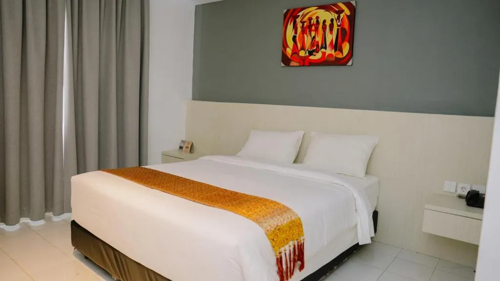 Superior King Room in Sulthan Hotel Medan Powered by Archipelago