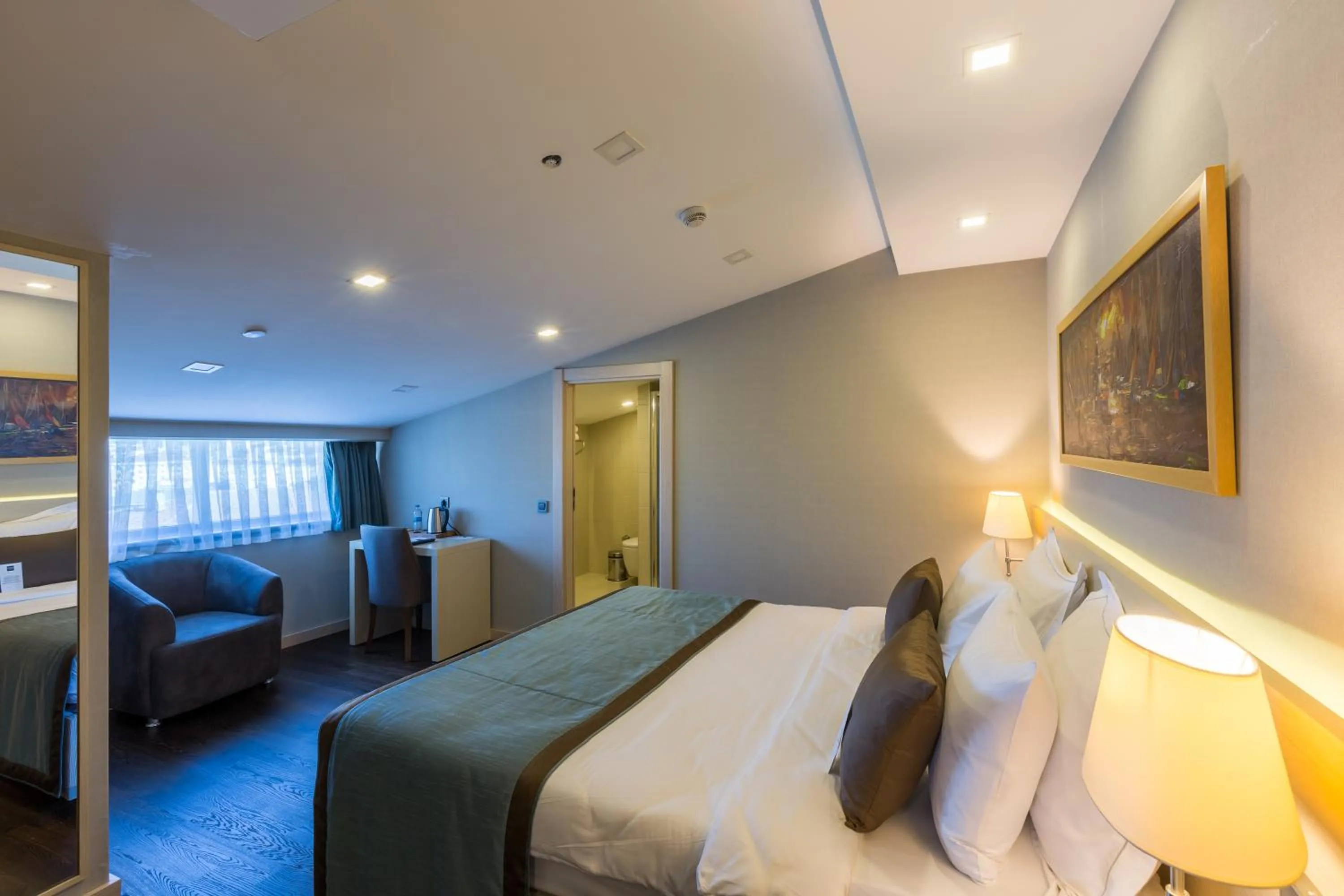 Superior Double or Twin Room in Molton Monapart Mecidiyekoy