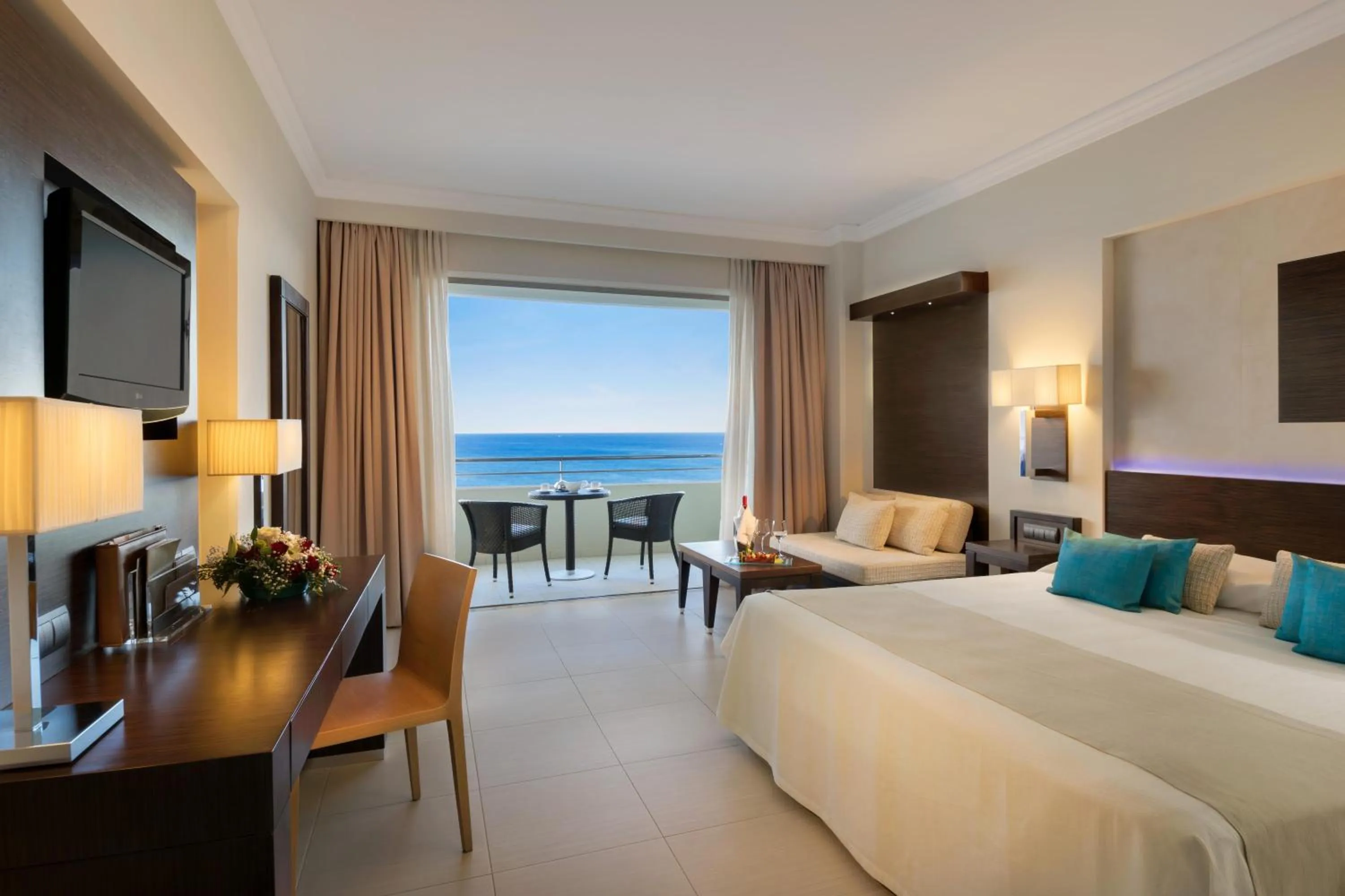 Deluxe Room with Sea View in Elysium Resort & Spa