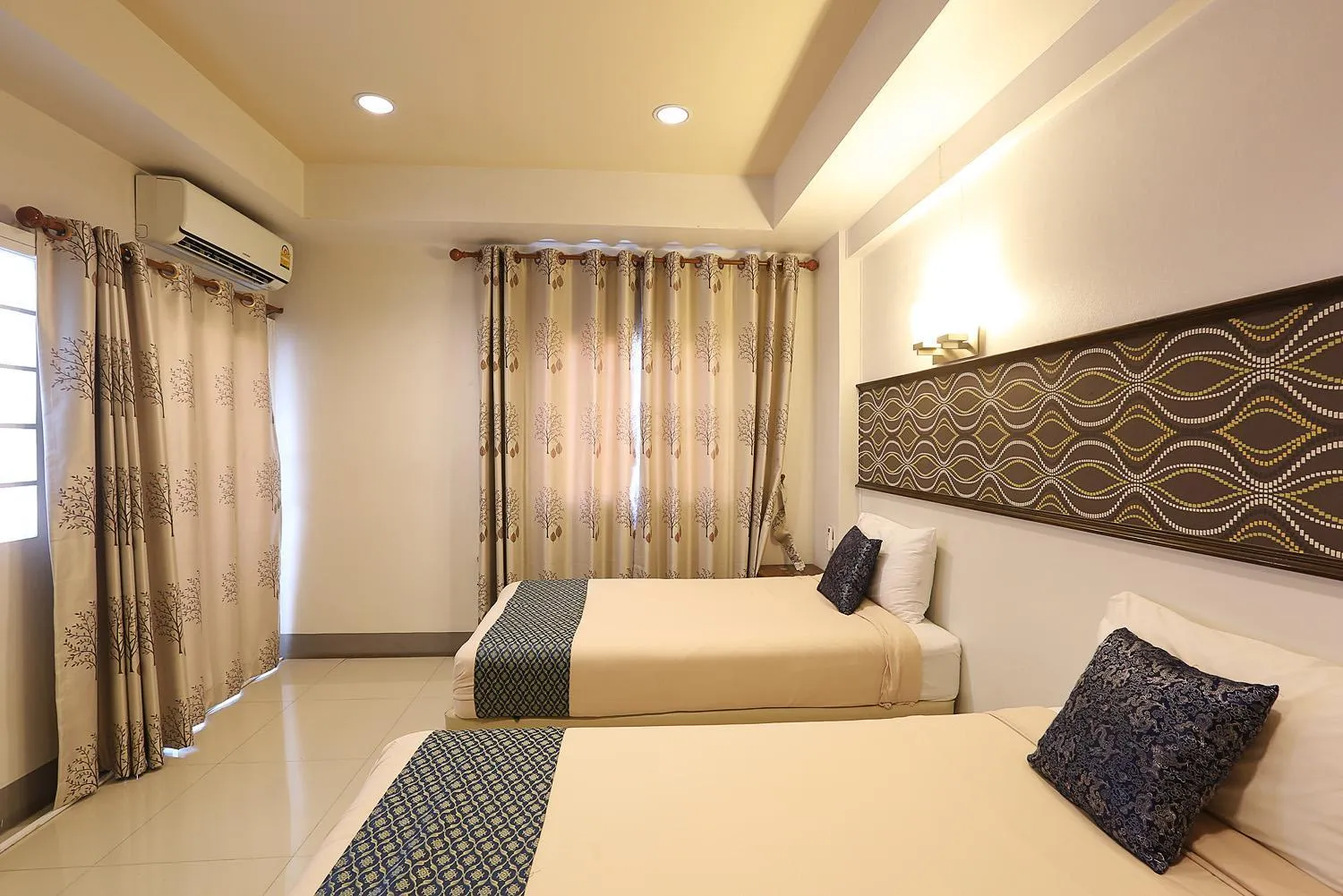 Standard Twin Room in V Place Residence