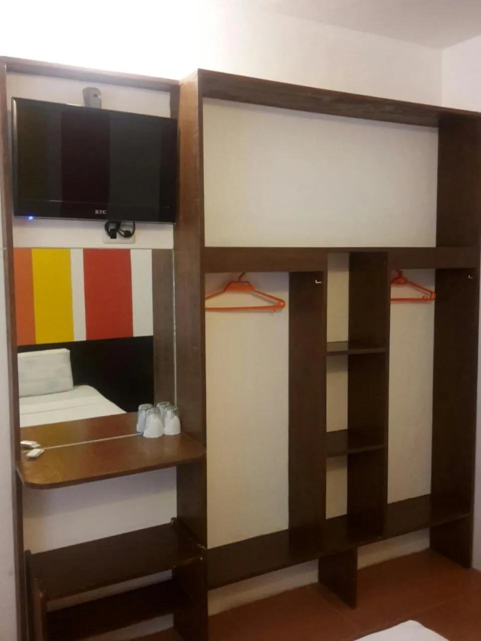 Standard Hive in Travelbee Heritage Inn